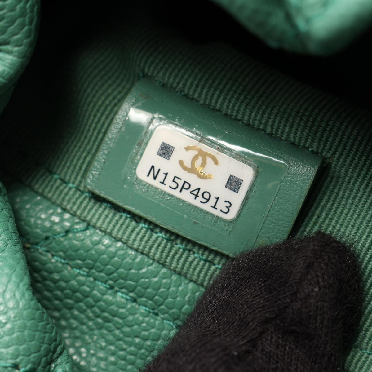 Chanel Green Grained Calfskin Handbag Shoulder Bag (Pre-Owned)