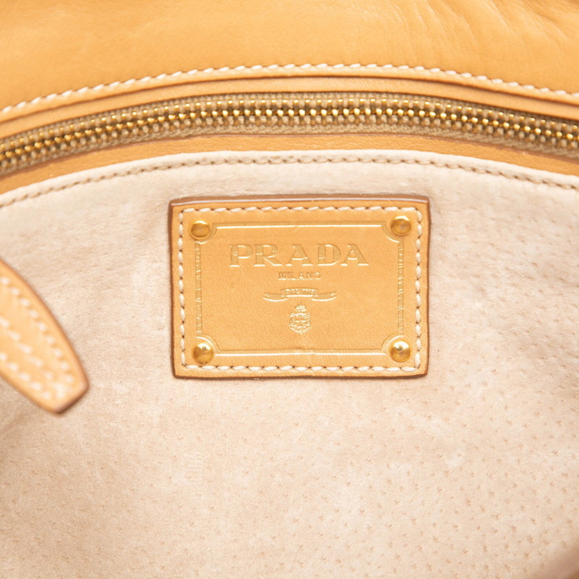 Prada Beige Leather Shoulder Bag (Pre-Owned)