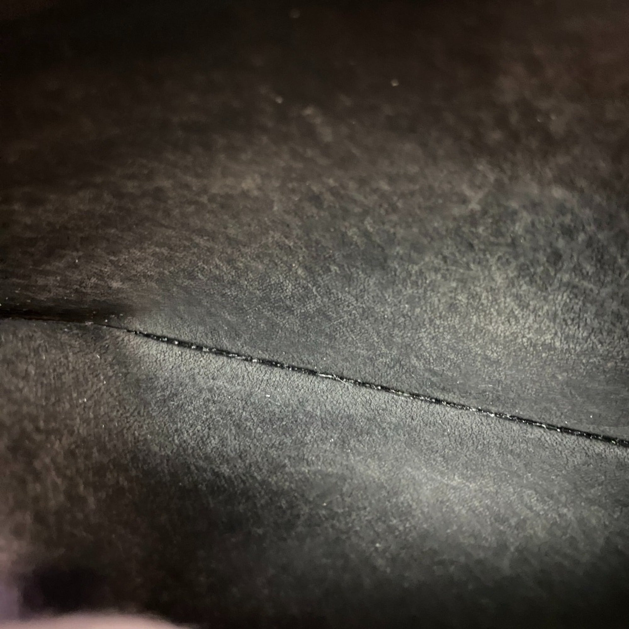 Louis Vuitton Noir Leather Long Wallet (Bi-Fold) (Pre-Owned)