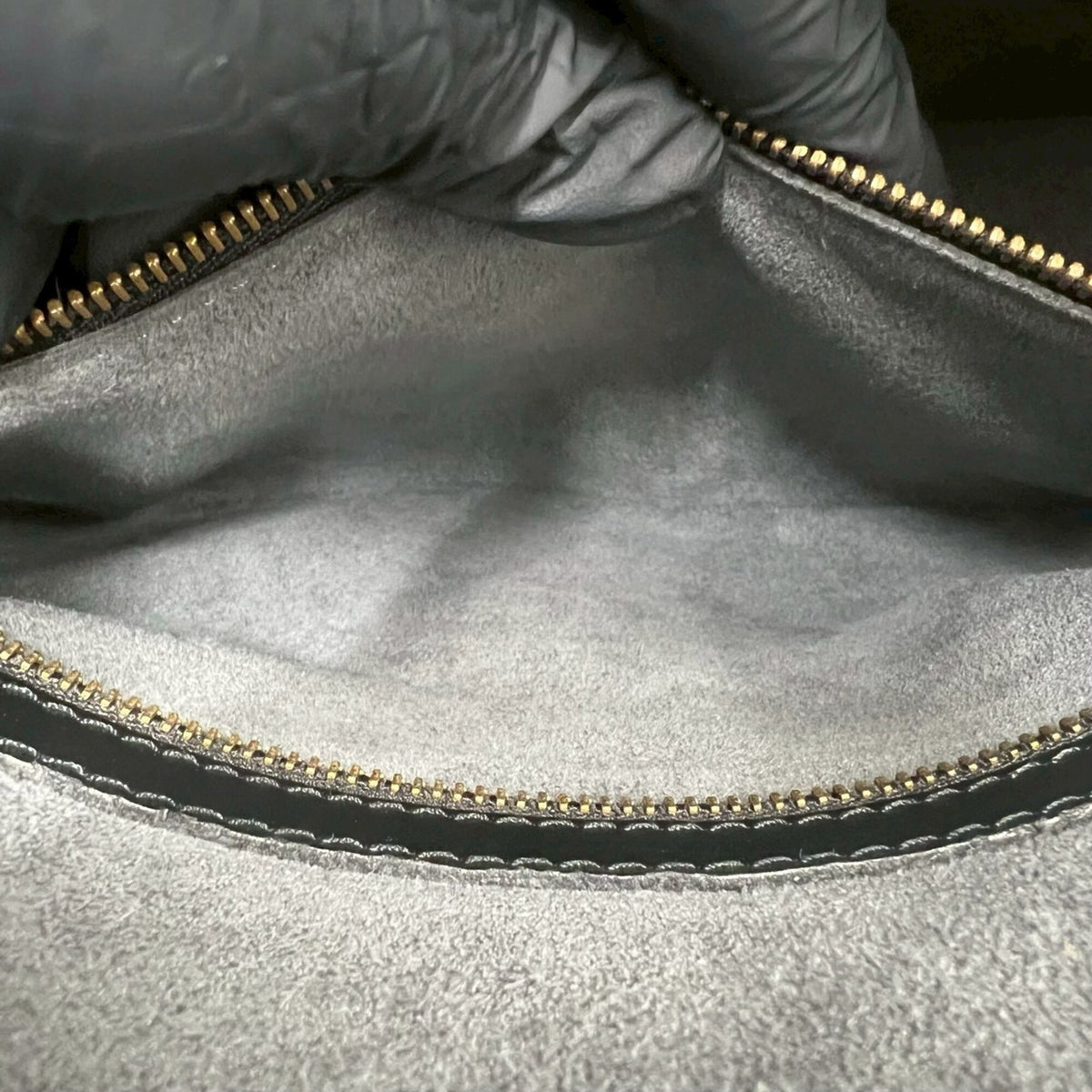 Louis Vuitton Black Leather Shoulder Bag Tote Bag (Pre-Owned)