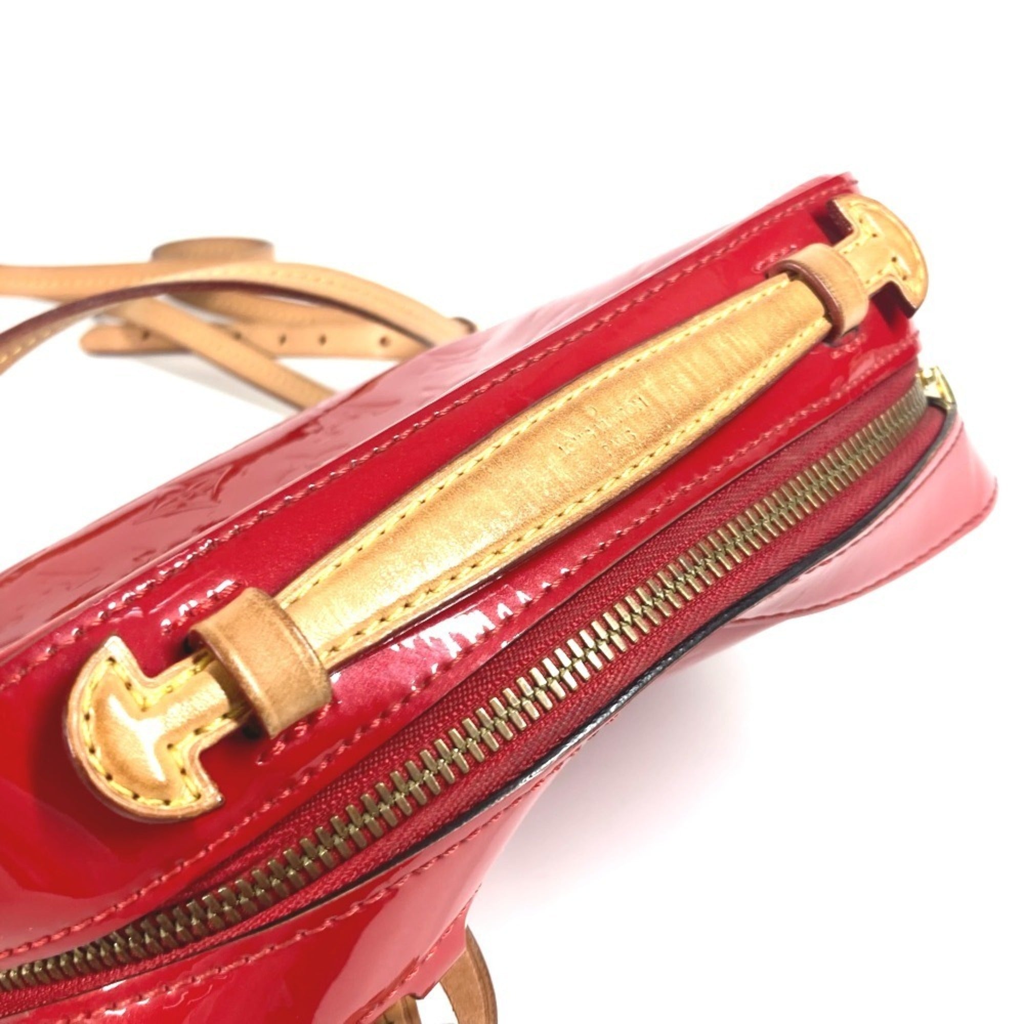 Louis Vuitton Monogram Vernis Cerise Red Color Monogram Vernis Handbag Shoulder Bag (Pre-Owned)