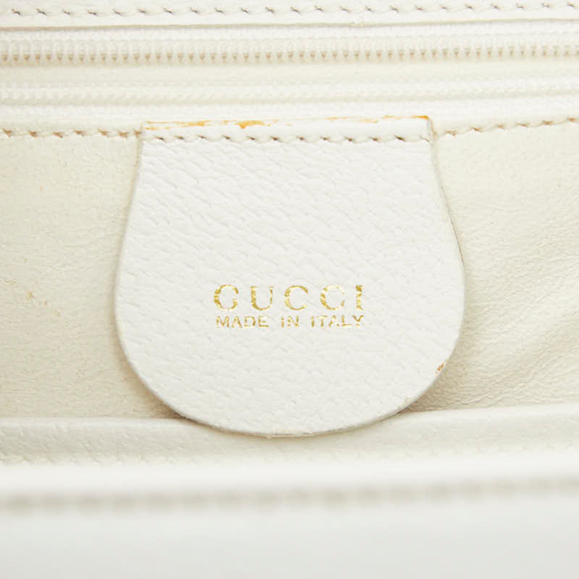 Gucci White Leather Handbag Shoulder Bag (Pre-Owned)