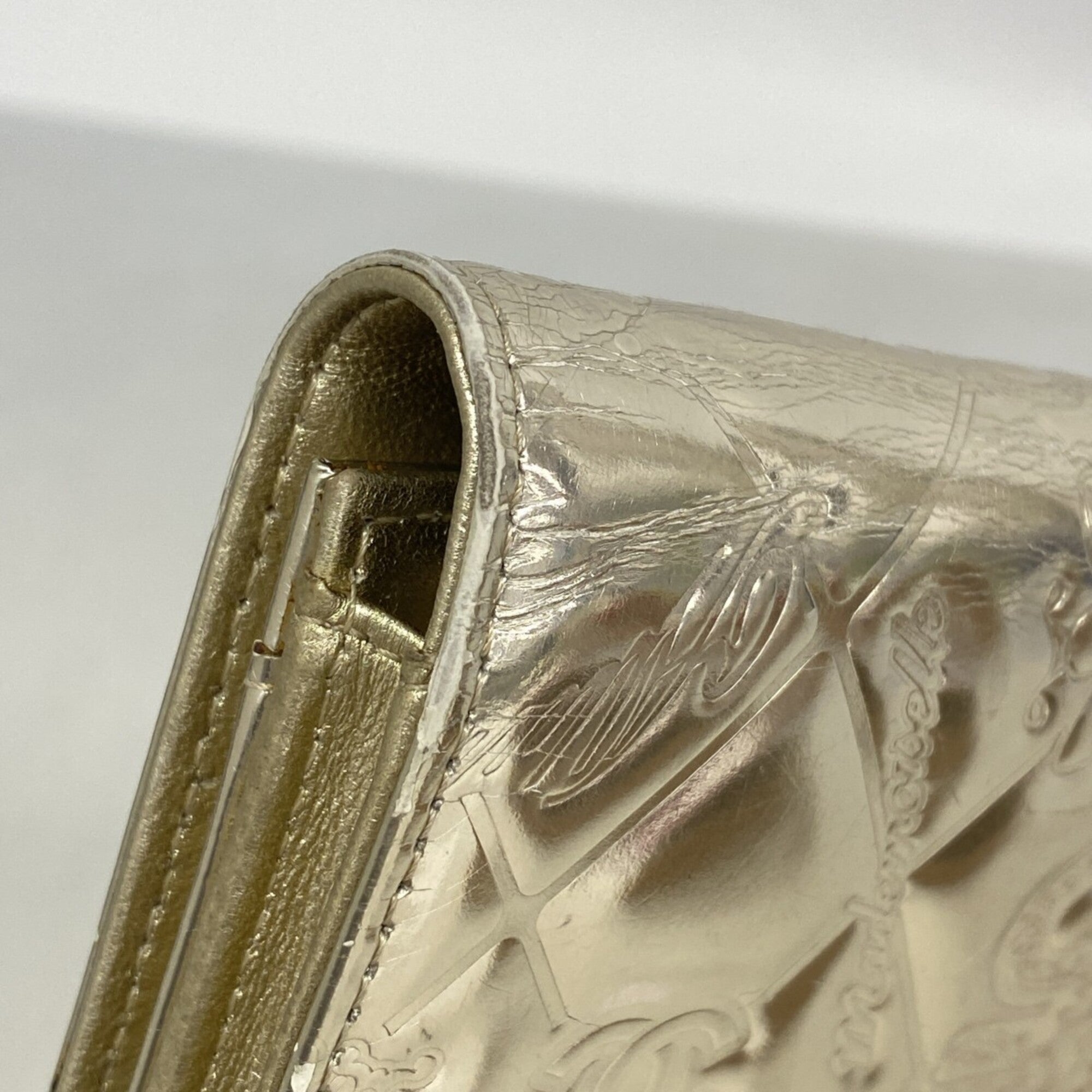 Chanel Champagne Gold Patent Leather Wallet (Bi-Fold) (Pre-Owned)