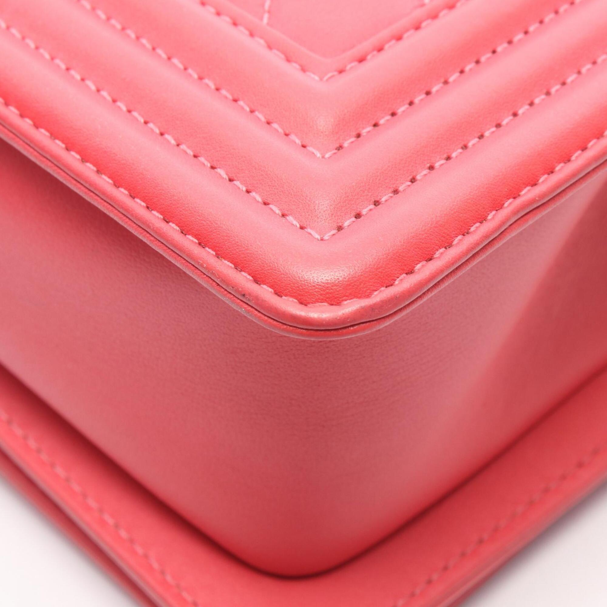 Chanel Pink Leather Handbag Shoulder Bag (Pre-Owned)