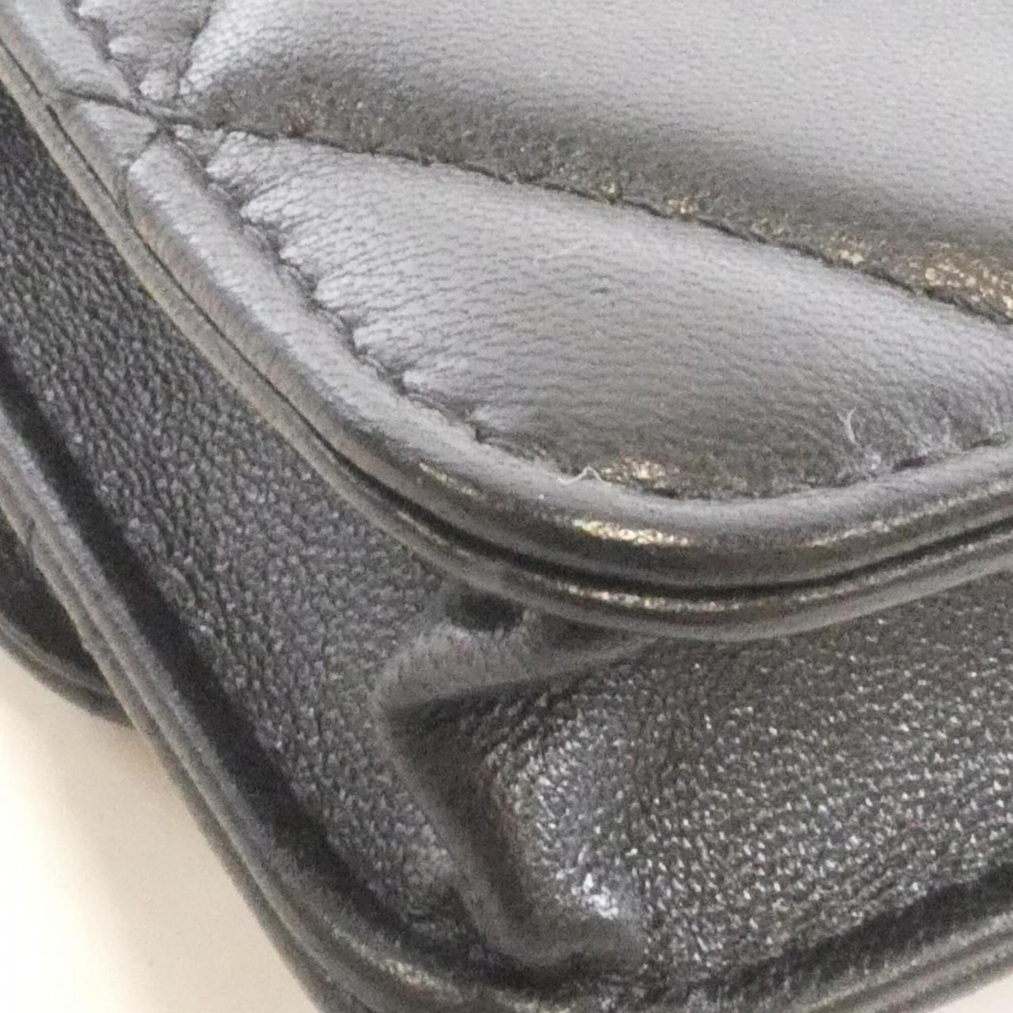 Chanel Black Leather Fanny Pack (Pre-Owned)
