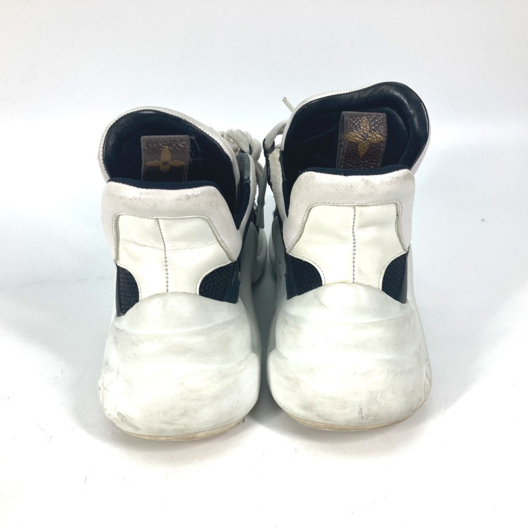 Louis Vuitton Black White Sneakers (Pre-Owned)