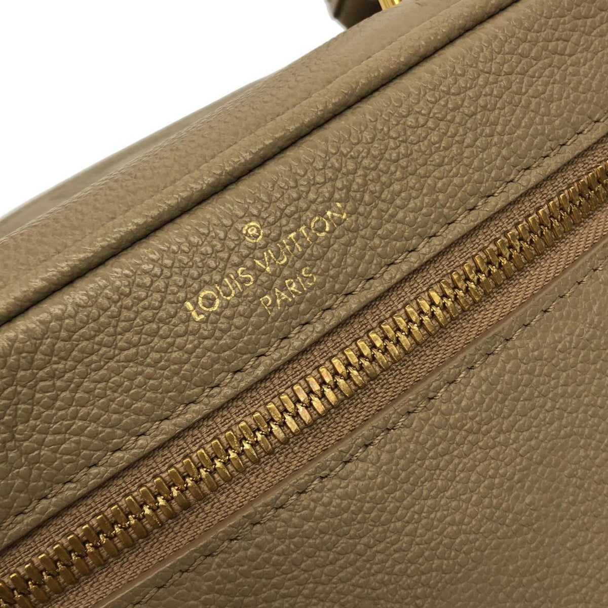 Louis Vuitton Tourterelle Leather Handbag (Pre-Owned)