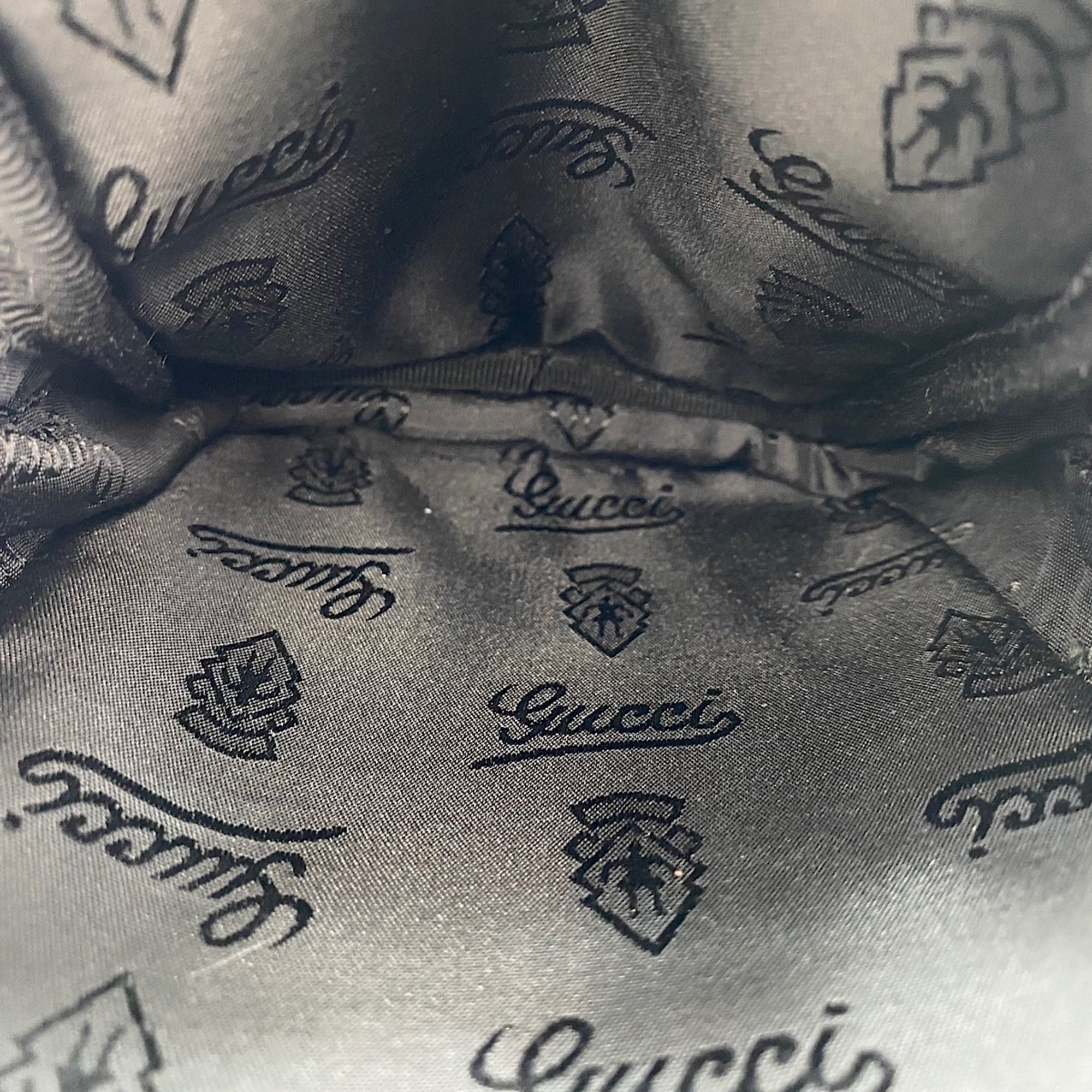 Gucci Black Leather Fanny Pack (Pre-Owned)
