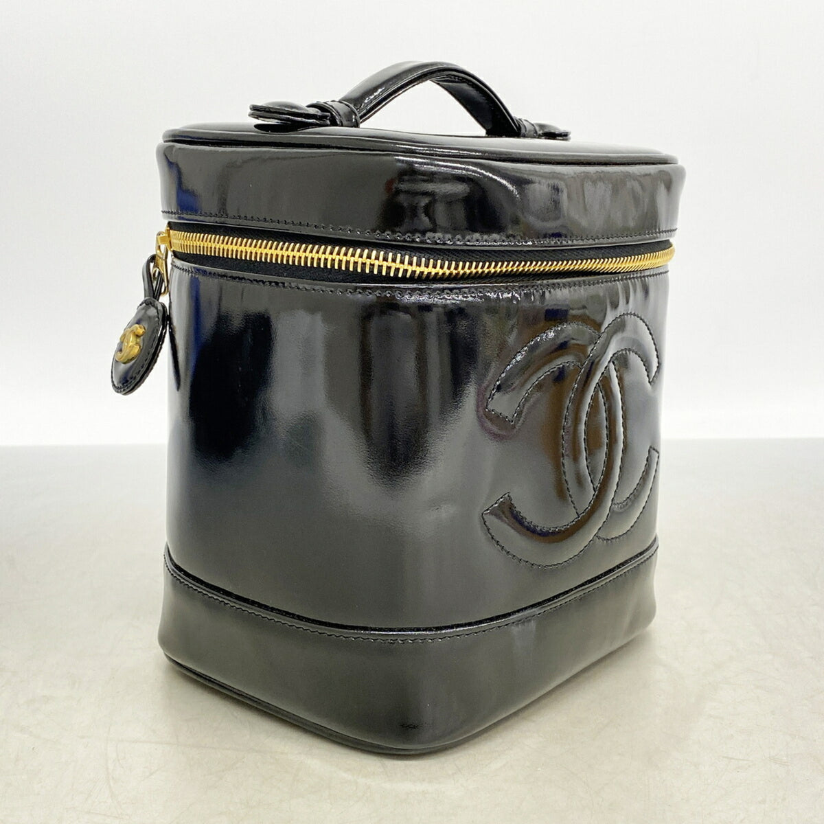 Chanel Black Patent Leather Vanity Bag (Pre-Owned)