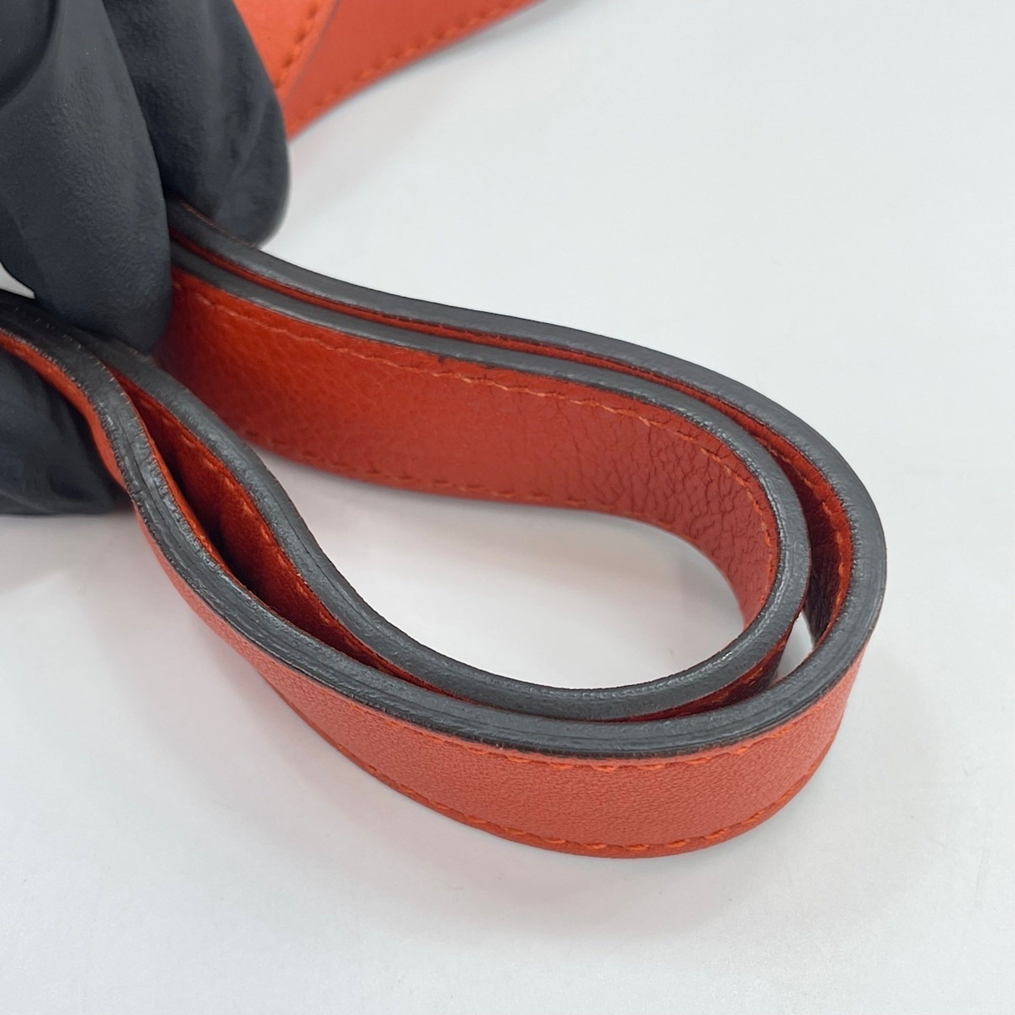 Gucci Orange Tote Bag (Pre-Owned)