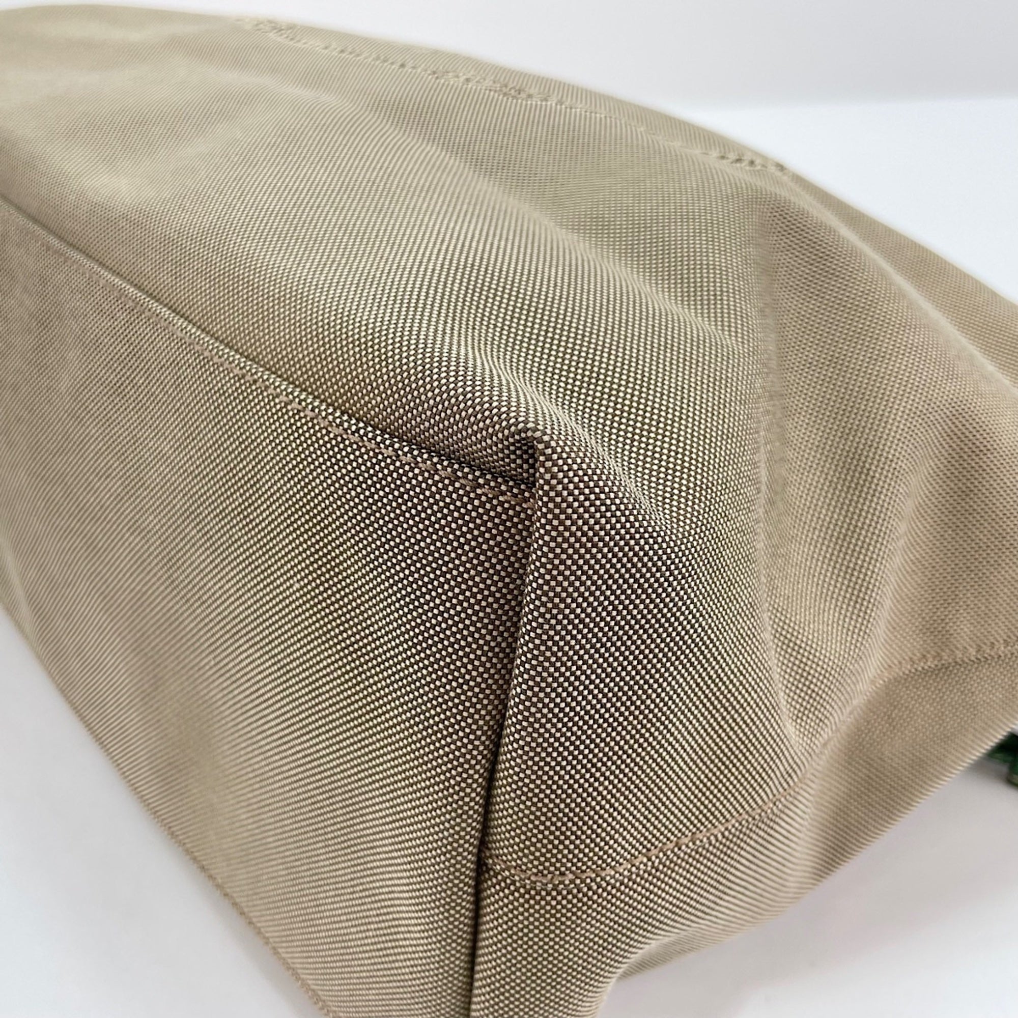 Prada Beige Tote Bag (Pre-Owned)