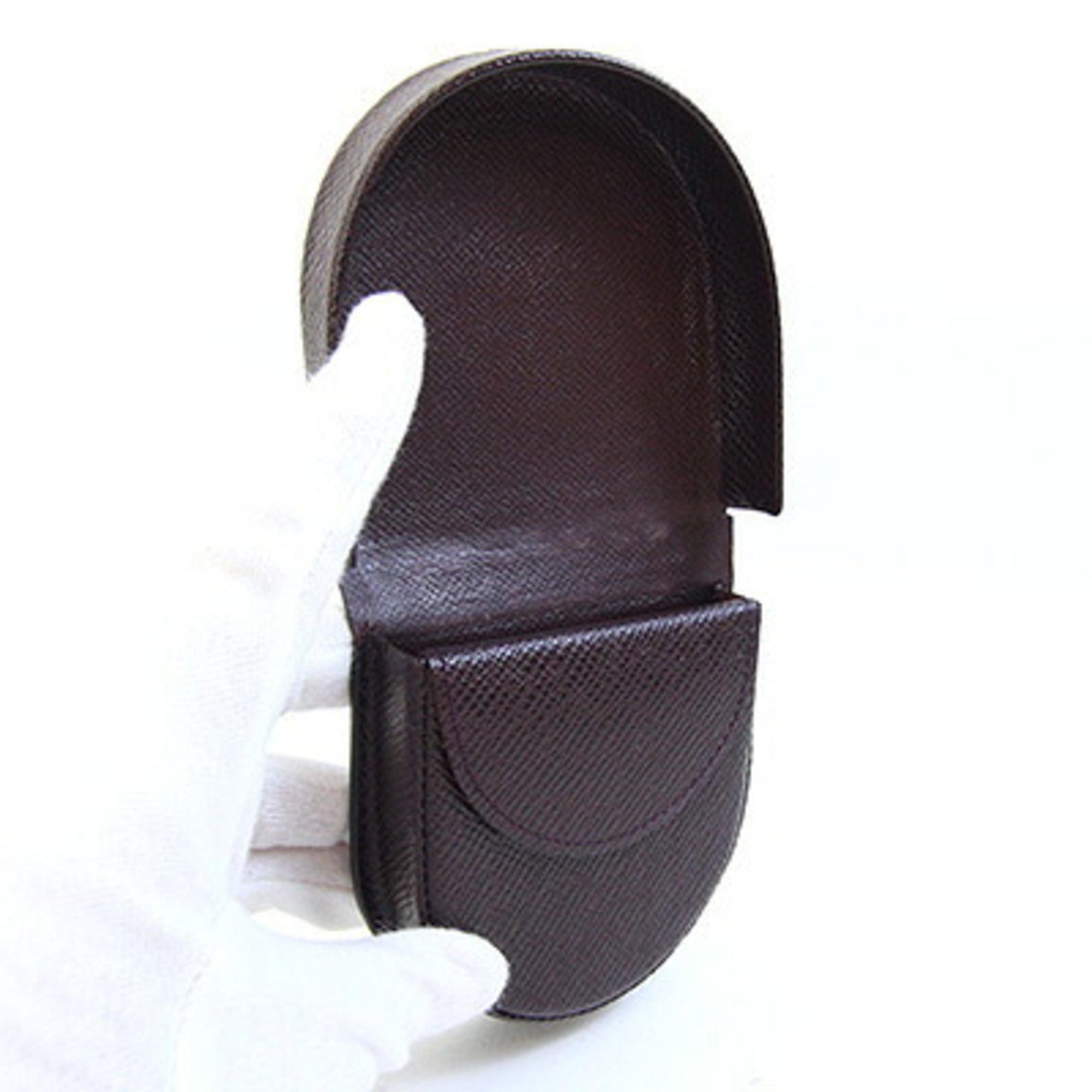 Louis Vuitton Taiga Acajou Taiga Leather Coin Purse/Coin Case (Pre-Owned)