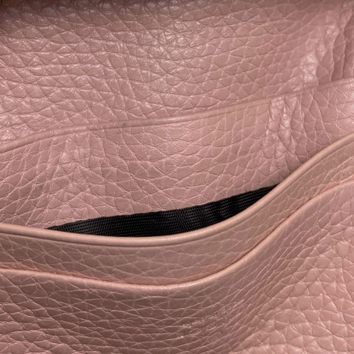 Gucci Pink Leather Wallet (Bi-Fold) (Pre-Owned)