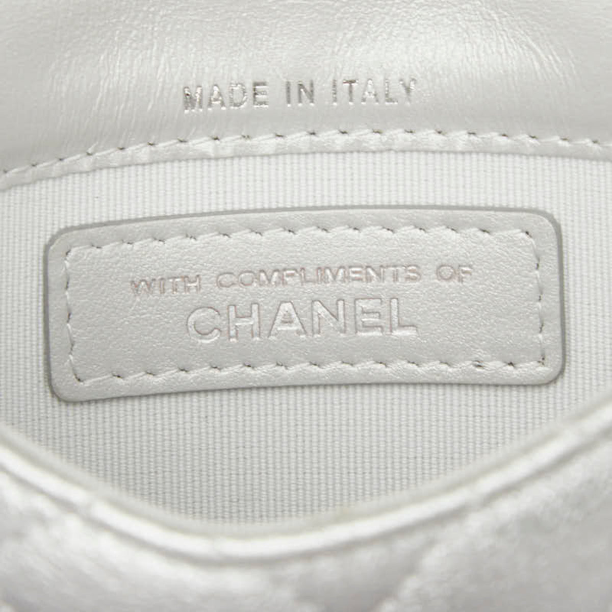 Chanel Silver Leather Pochette Shoulder Bag (Pre-Owned)