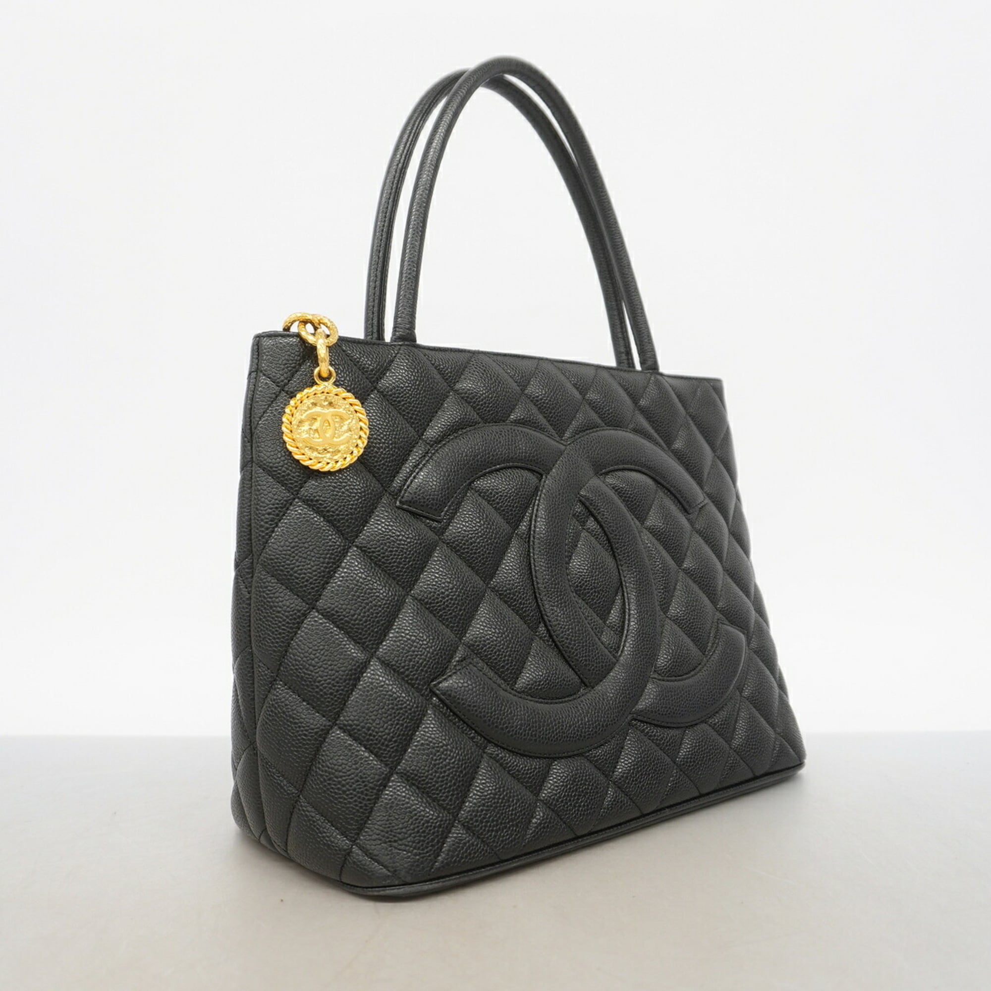 Chanel Black Grained Calfskin Tote Bag (Pre-Owned)