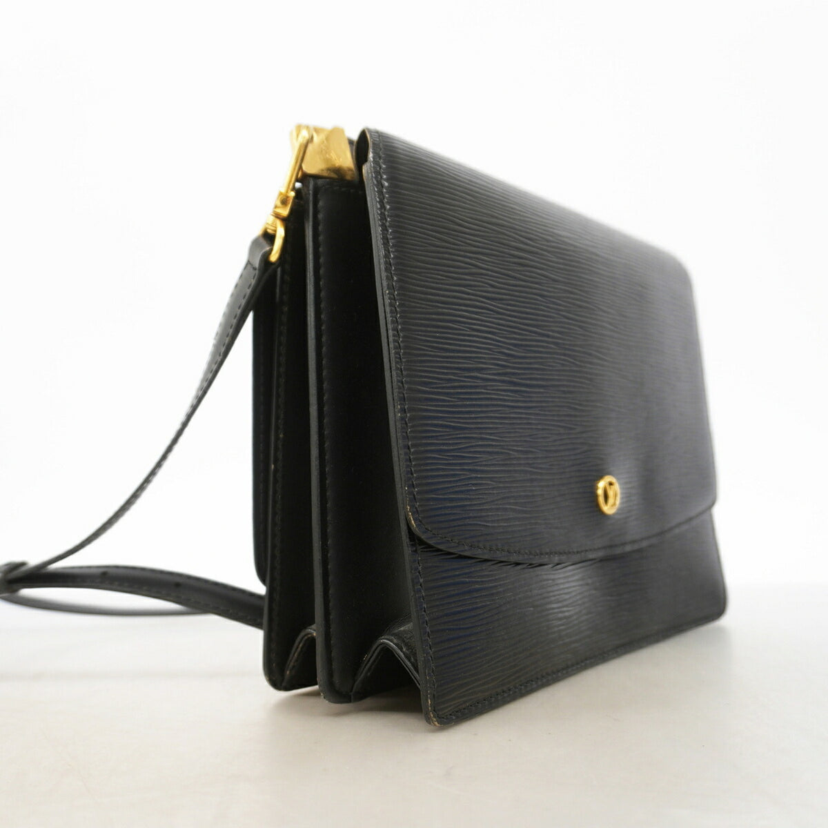 Louis Vuitton Noir Shoulder Bag (Pre-Owned)