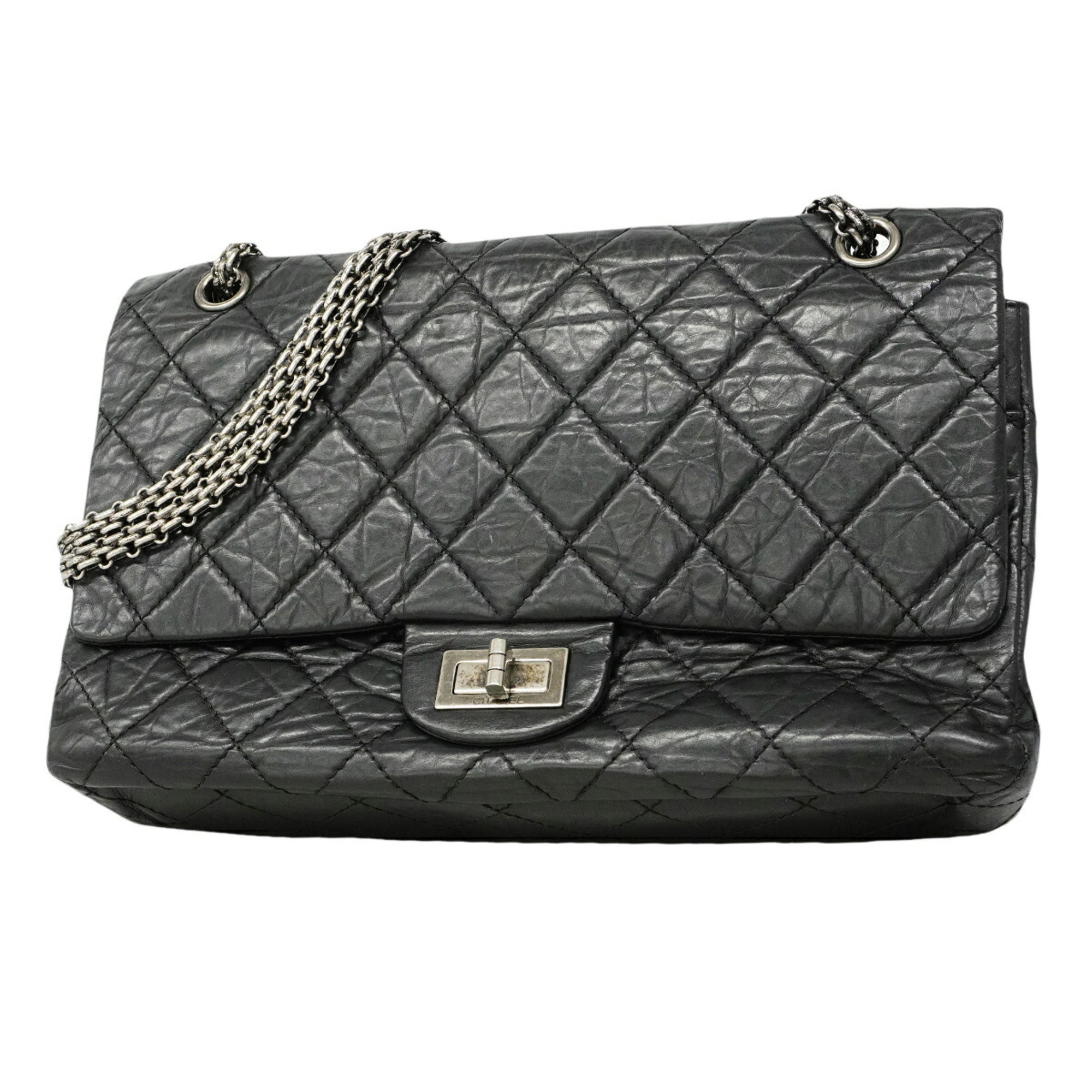 Chanel Black Leather Shoulder Bag (Pre-Owned)