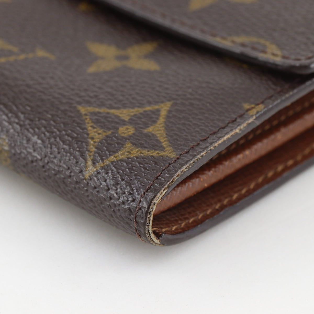 Louis Vuitton Monogram Brown Monogram Long Wallet (Bi-Fold) (Pre-Owned)