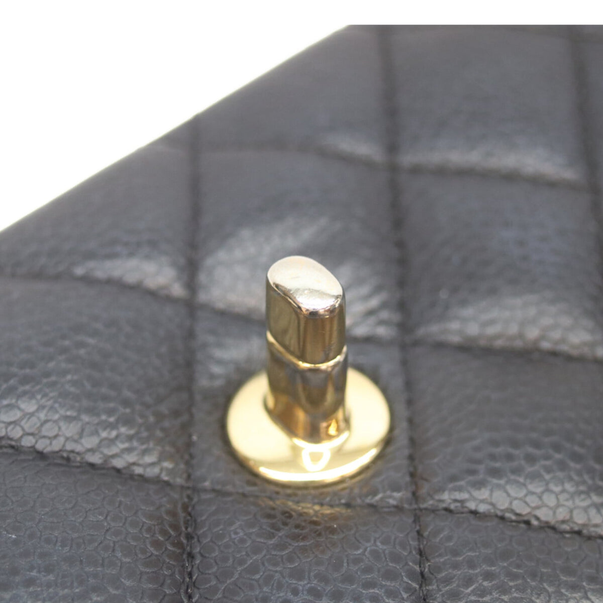 Chanel Black Grained Calfskin Shoulder Bag (Pre-Owned)