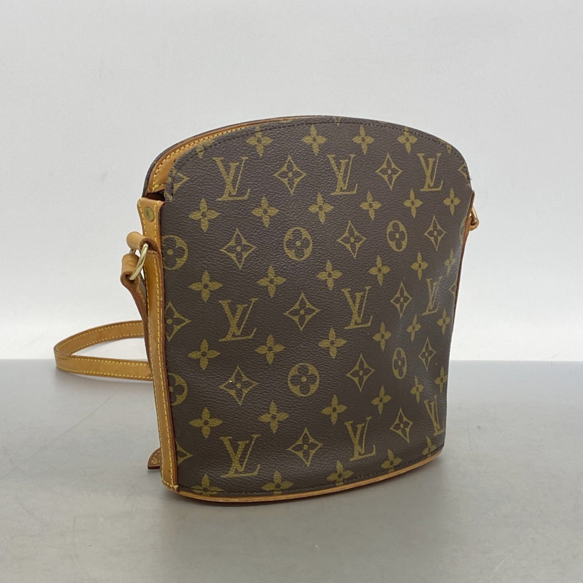 Louis Vuitton Brown Shoulder Bag (Pre-Owned)