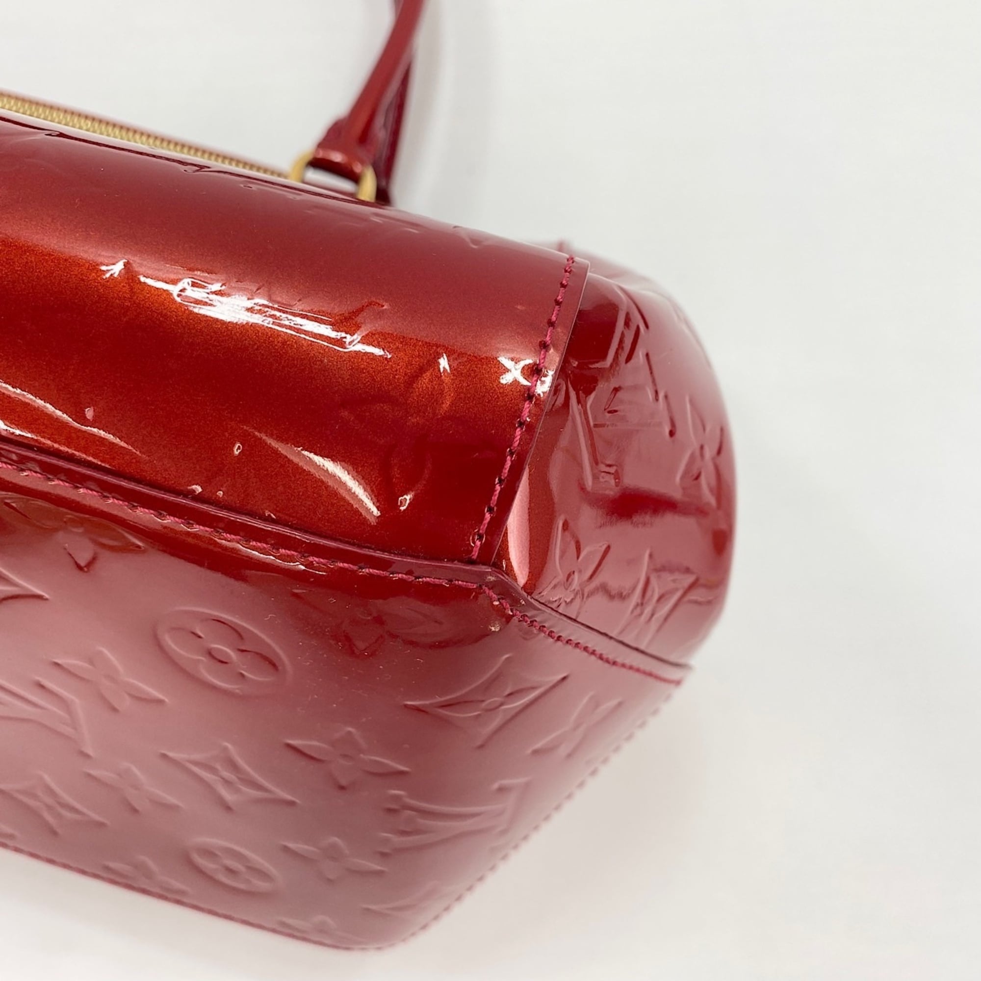 Louis Vuitton Red Color Shoulder Bag (Pre-Owned)
