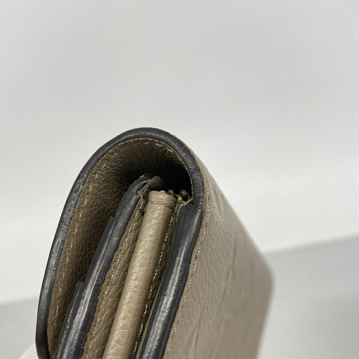 Louis Vuitton Tourterelle Long Wallet (Bi-Fold) (Pre-Owned)