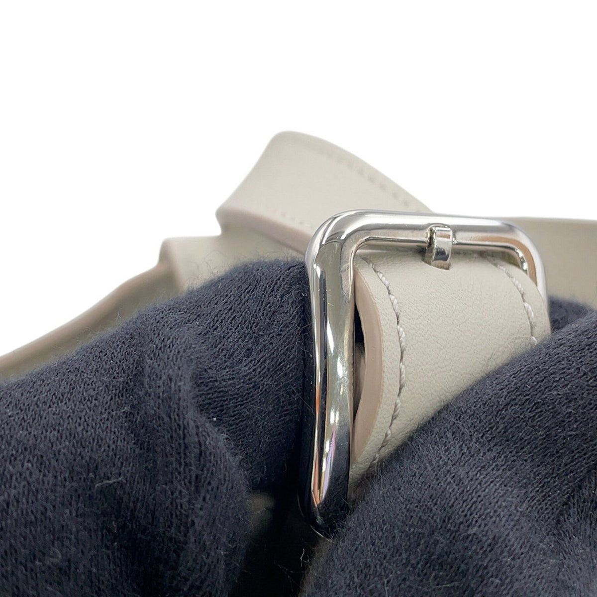 Loewe Leather Handbag (Pre-Owned)