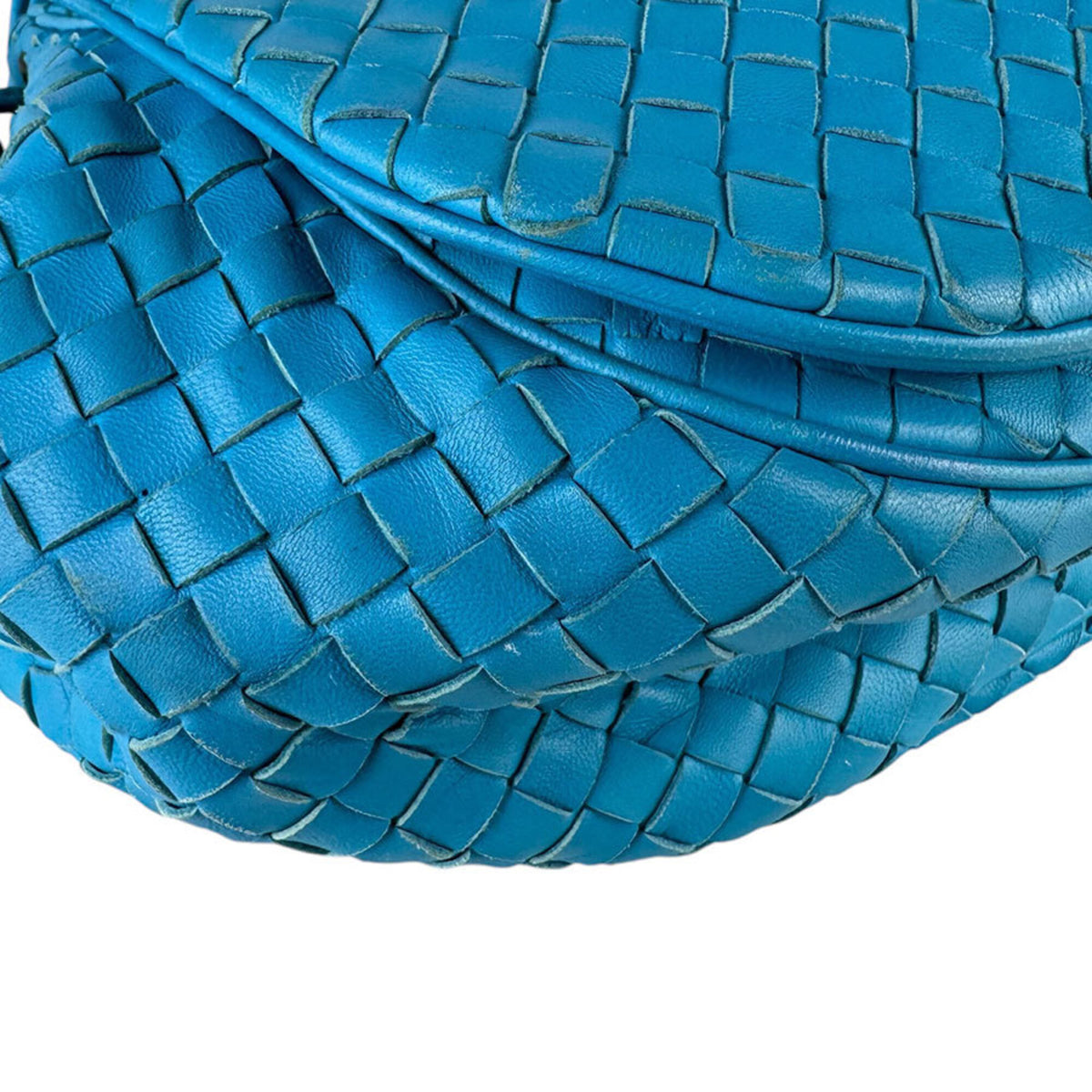 Bottega Veneta Blue Intrecciato Shoulder Bag (Pre-Owned)