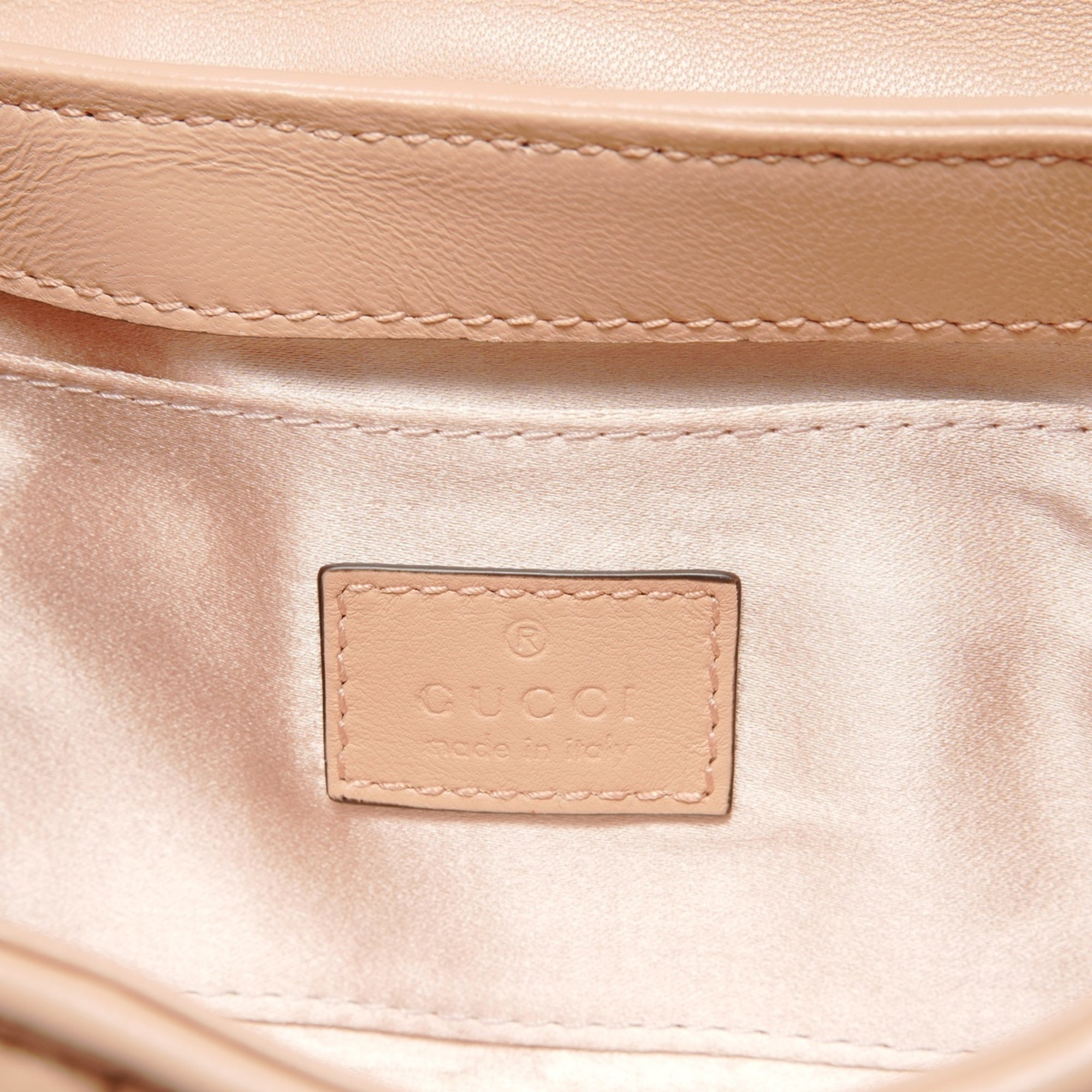Gucci Pink Shoulder Bag (Pre-Owned)