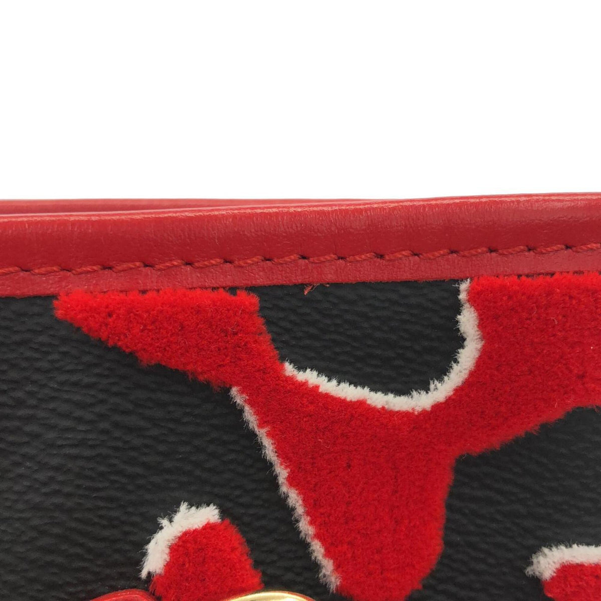Louis Vuitton Black Red Color Coated Canvas Handbag Pouch (Pre-Owned)