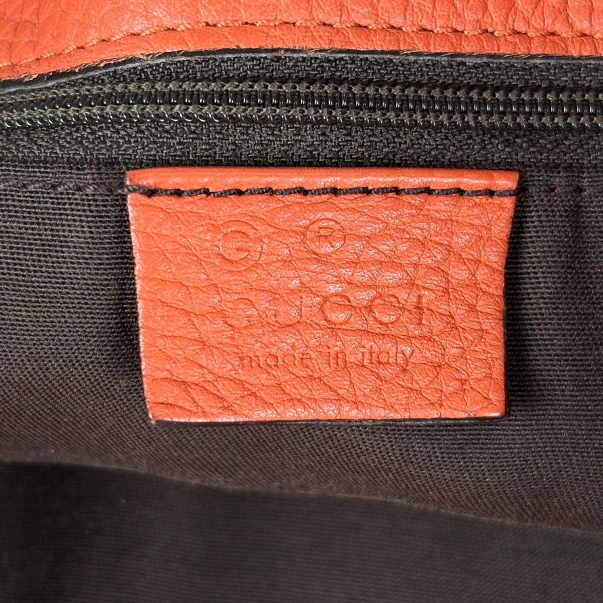 Gucci Red Color Leather Tote Bag (Pre-Owned)