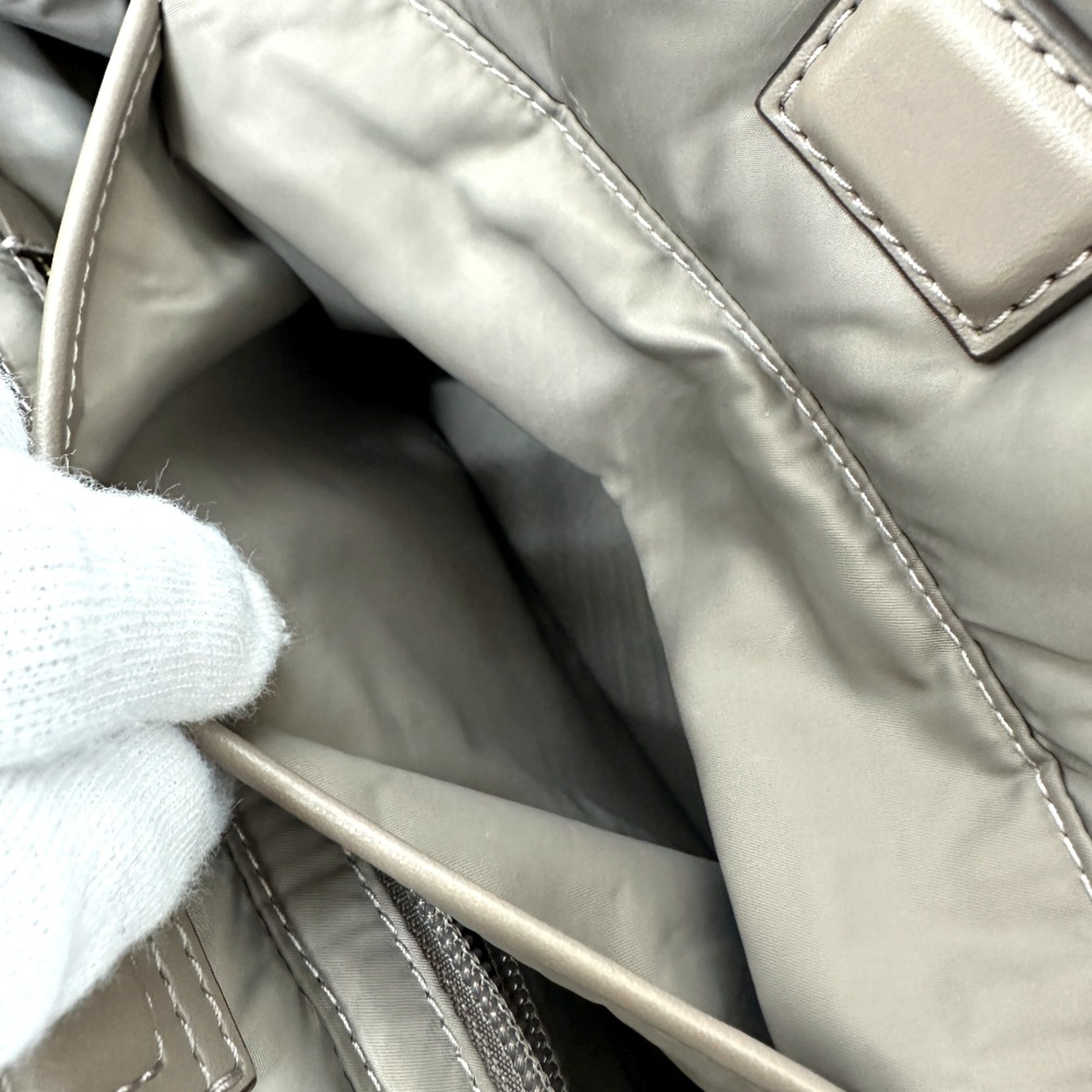 Tory Burch Gray Other Tote Bag (Pre-Owned)