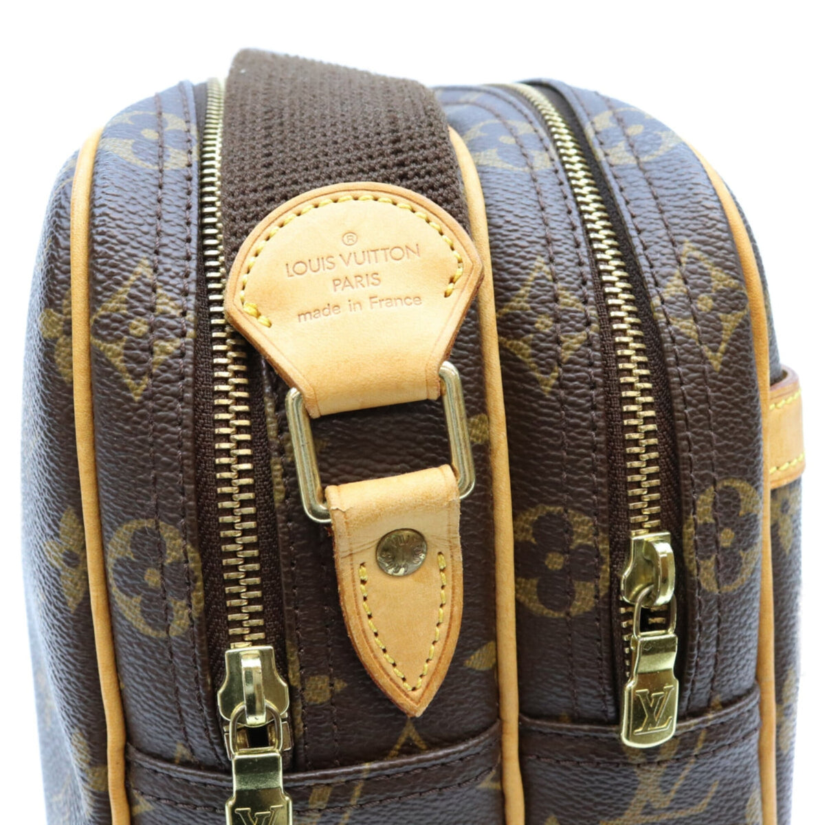 Louis Vuitton Brown Monogram Shoulder Bag (Pre-Owned)