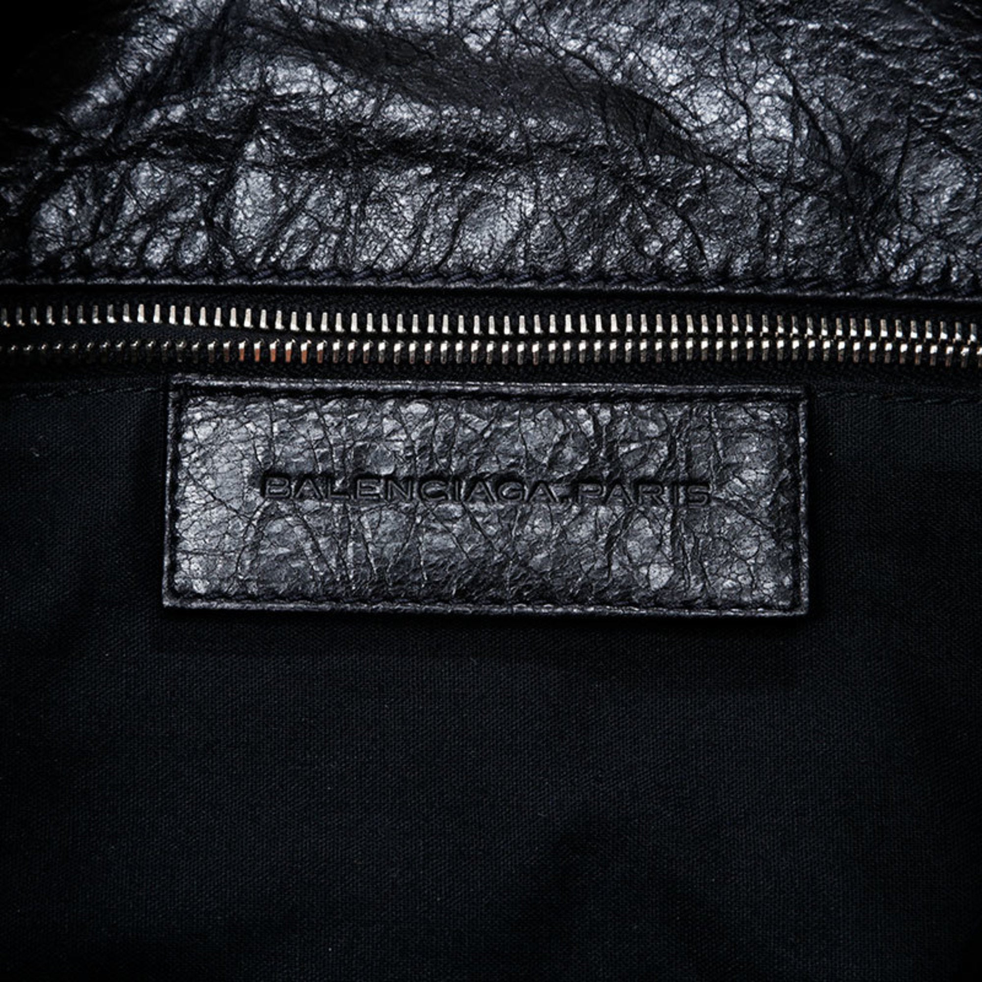 Balenciaga Black Leather Shoulder Bag (Pre-Owned)