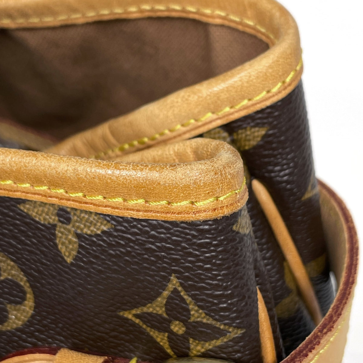 Louis Vuitton Brown Monogram Tote Bag (Pre-Owned)