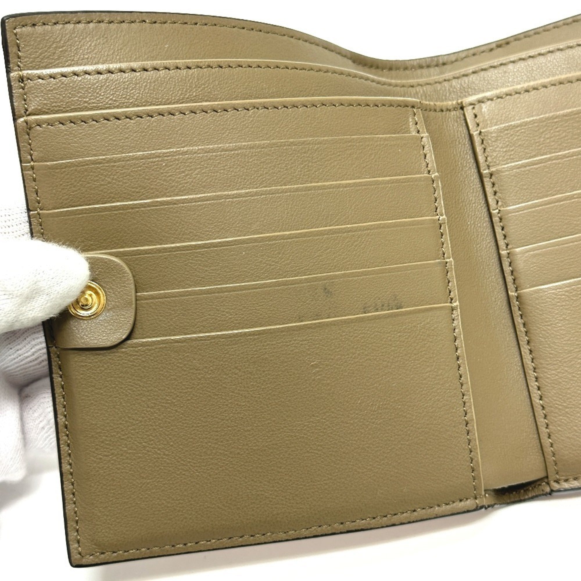 Fendi Pink Leather Wallet (Bi-Fold) (Pre-Owned)