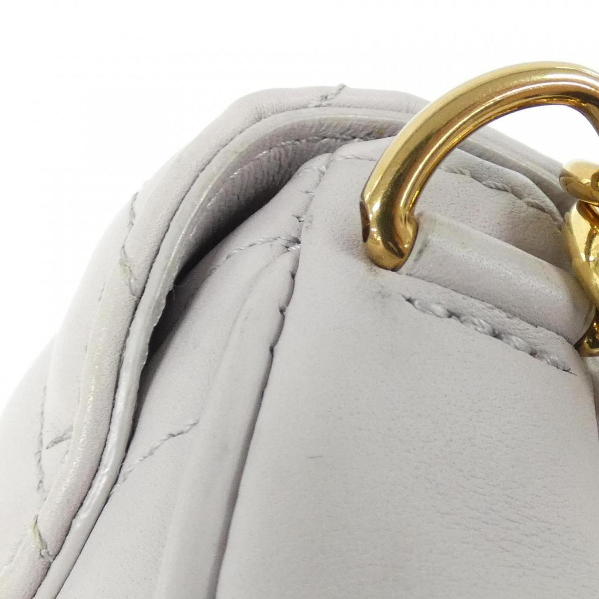Louis Vuitton Gray Leather Shoulder Bag (Pre-Owned)