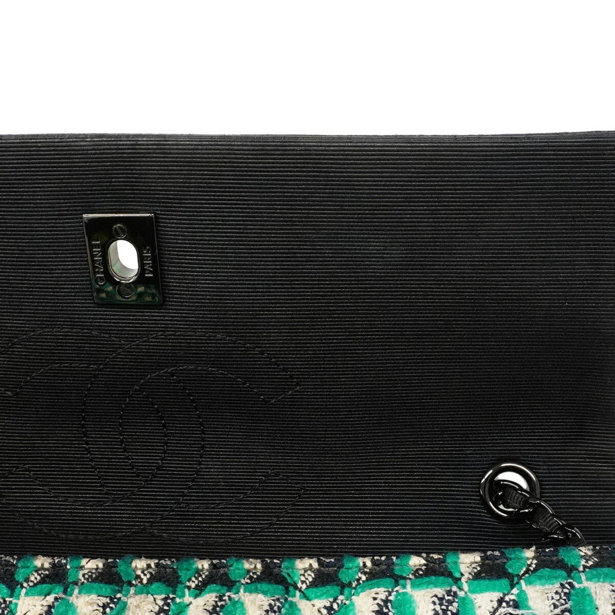Chanel Black Nylon Tweed Shoulder Bag (Pre-Owned)