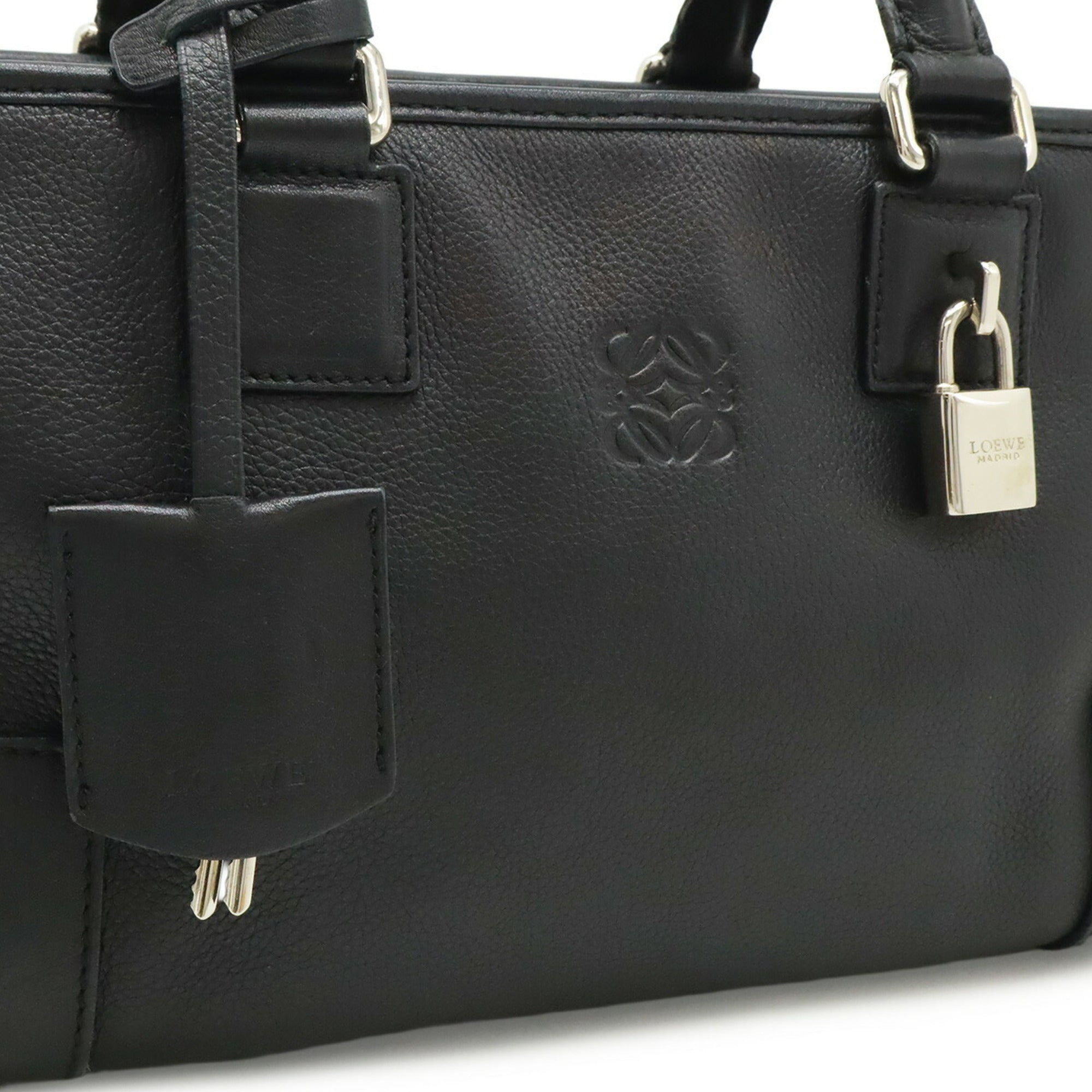 Loewe Black Leather Handbag (Pre-Owned)