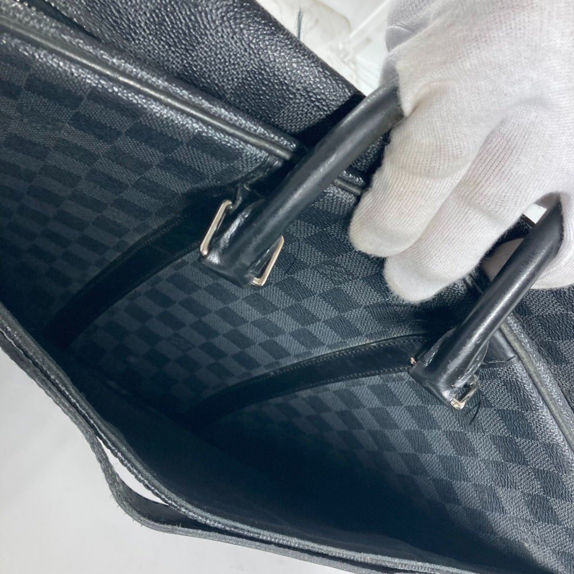 Louis Vuitton Black Damier Graphite Handbag Tote Bag (Pre-Owned)