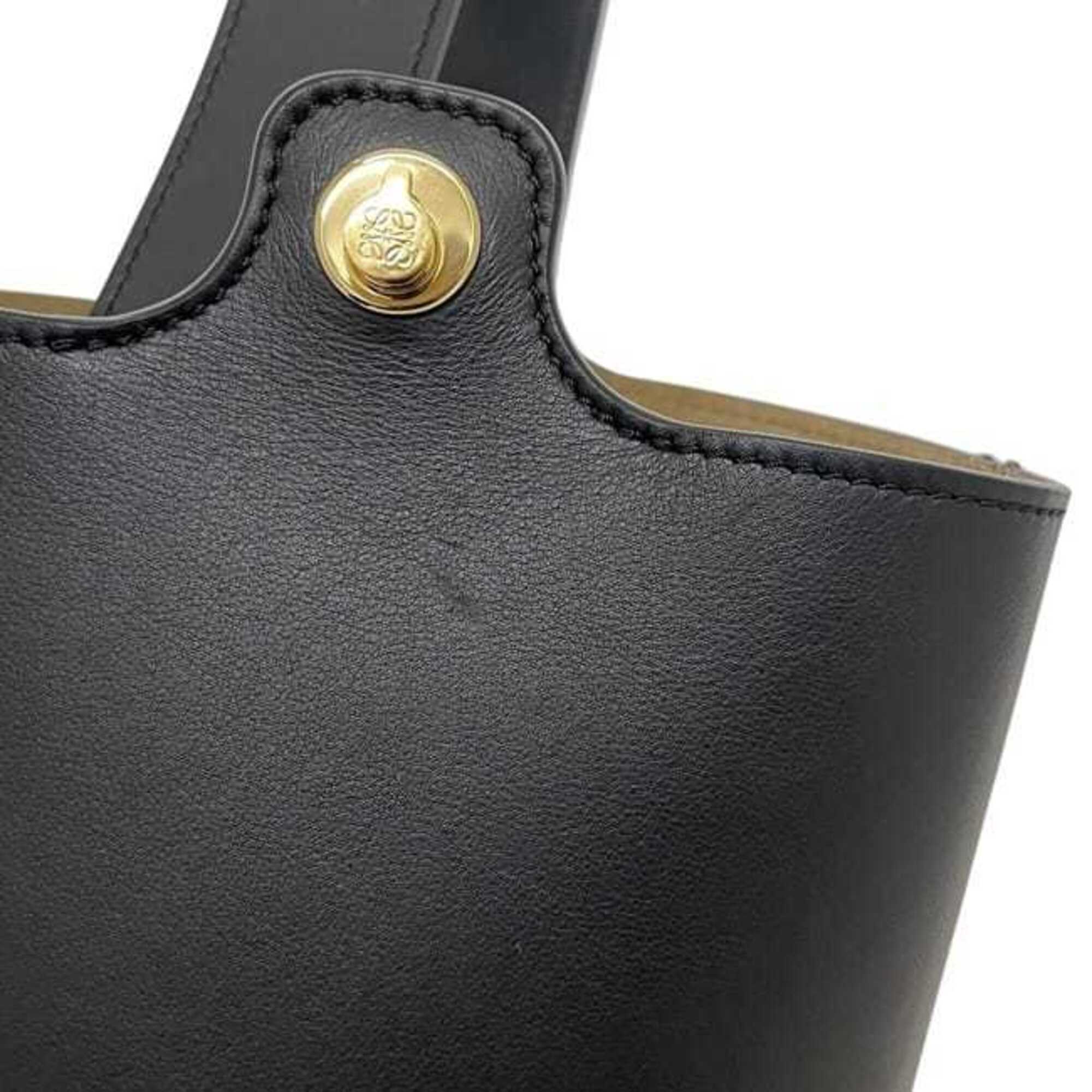 Loewe Black Leather Shoulder Bag (Pre-Owned)