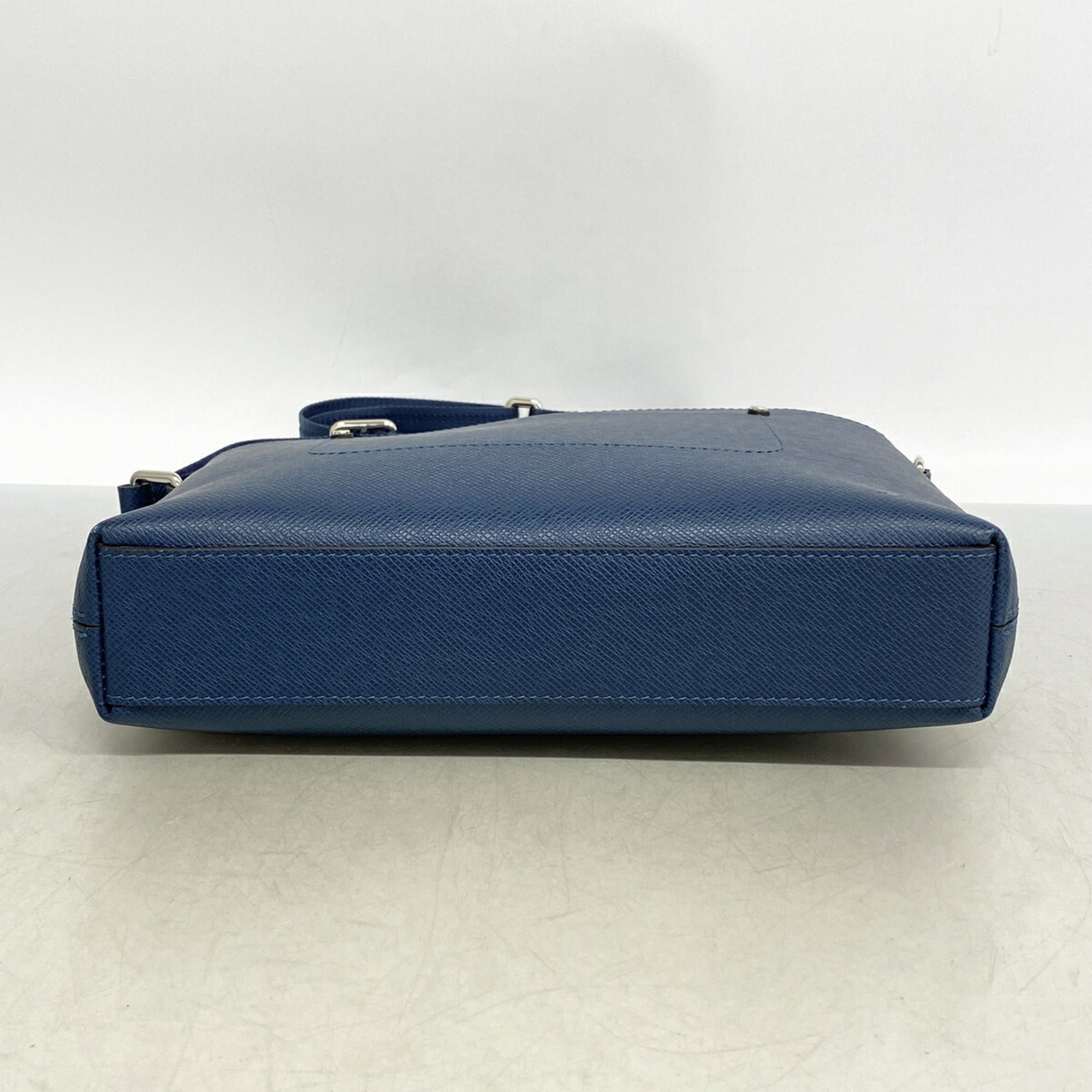 Louis Vuitton Ocean Shoulder Bag (Pre-Owned)