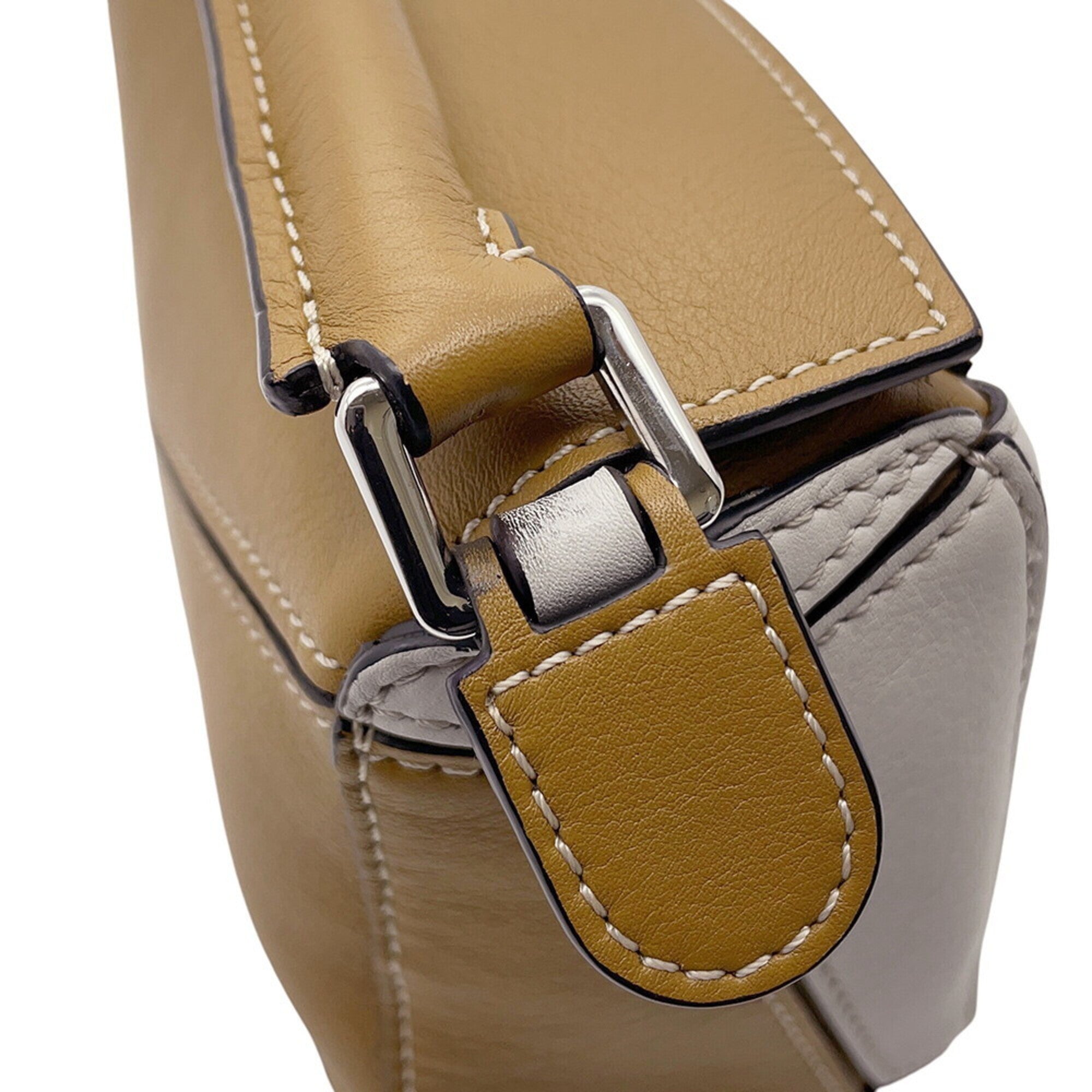Loewe Beige Brown White Leather Handbag Shoulder Bag (Pre-Owned)