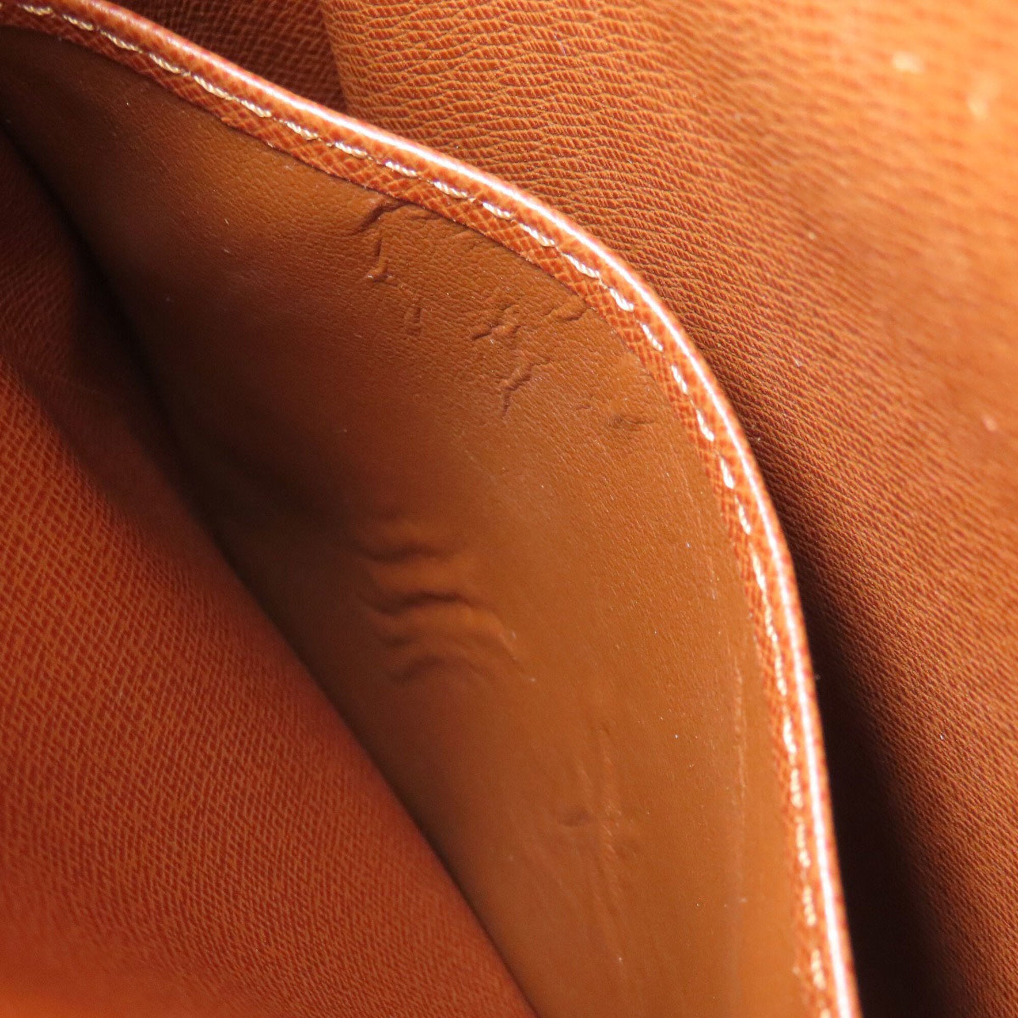 Louis Vuitton Monogram Monogram Shoulder Bag (Pre-Owned)