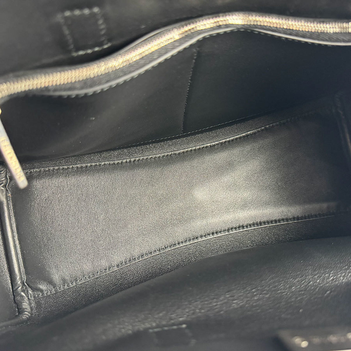 Balenciaga Black Leather Handbag Shoulder Bag (Pre-Owned)