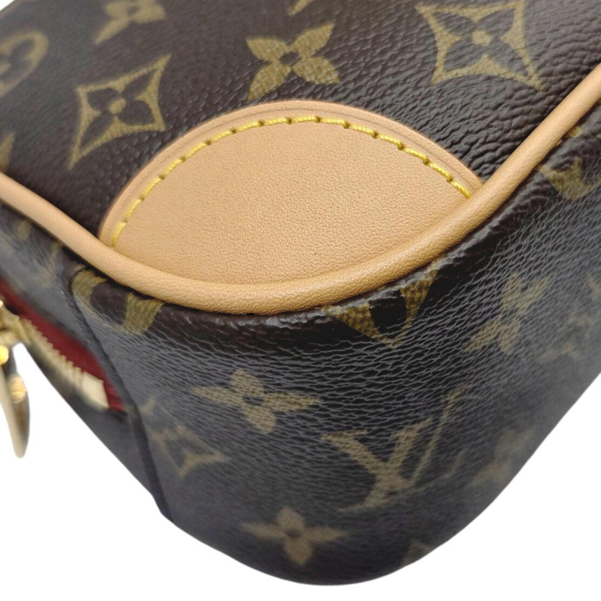 Louis Vuitton Brown Monogram Pochette Shoulder Bag (Pre-Owned)