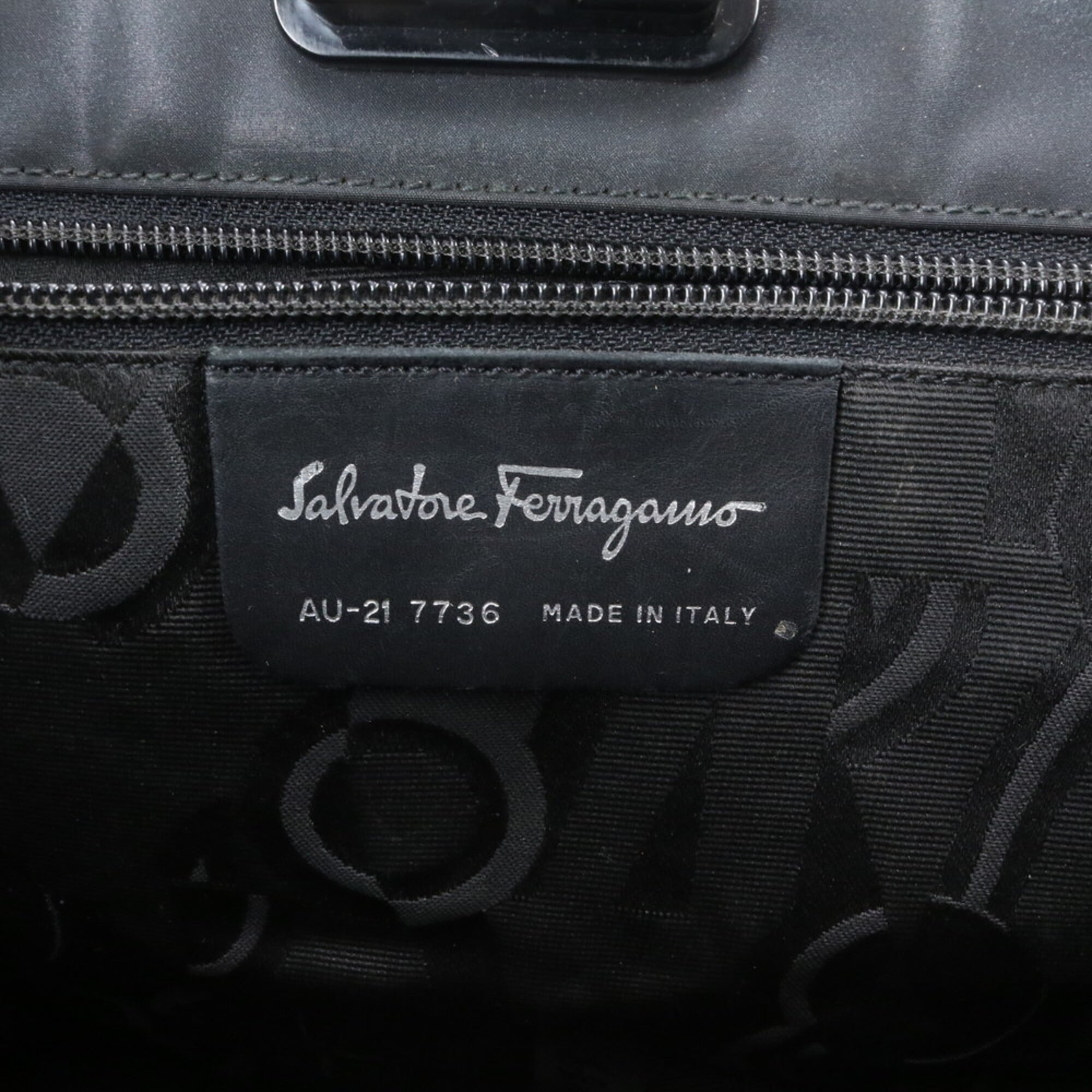 Salvatore Ferragamo Black Shoulder Bag Tote Bag (Pre-Owned)
