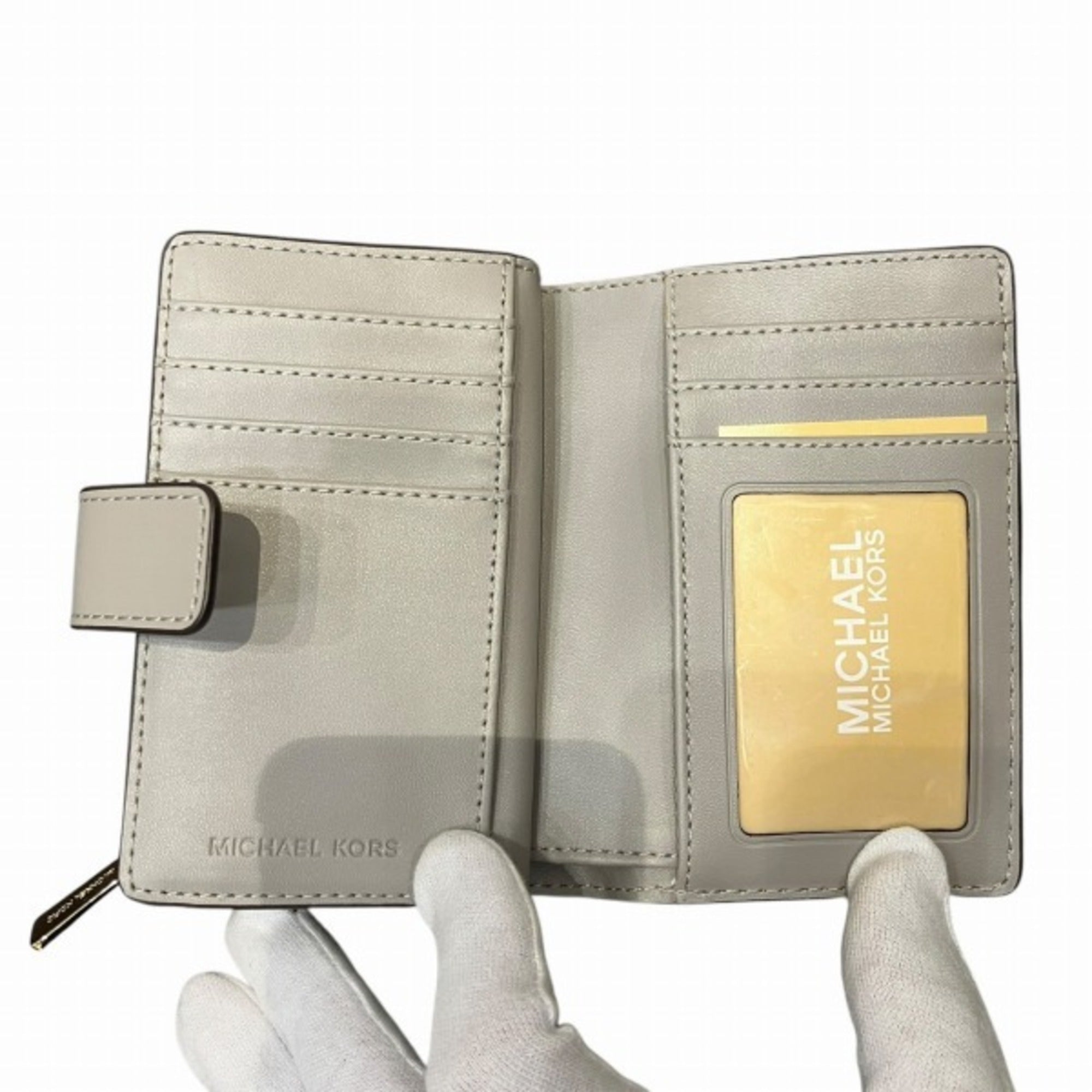 Michael Kors White Leather Wallet (Bi-Fold) (Pre-Owned)
