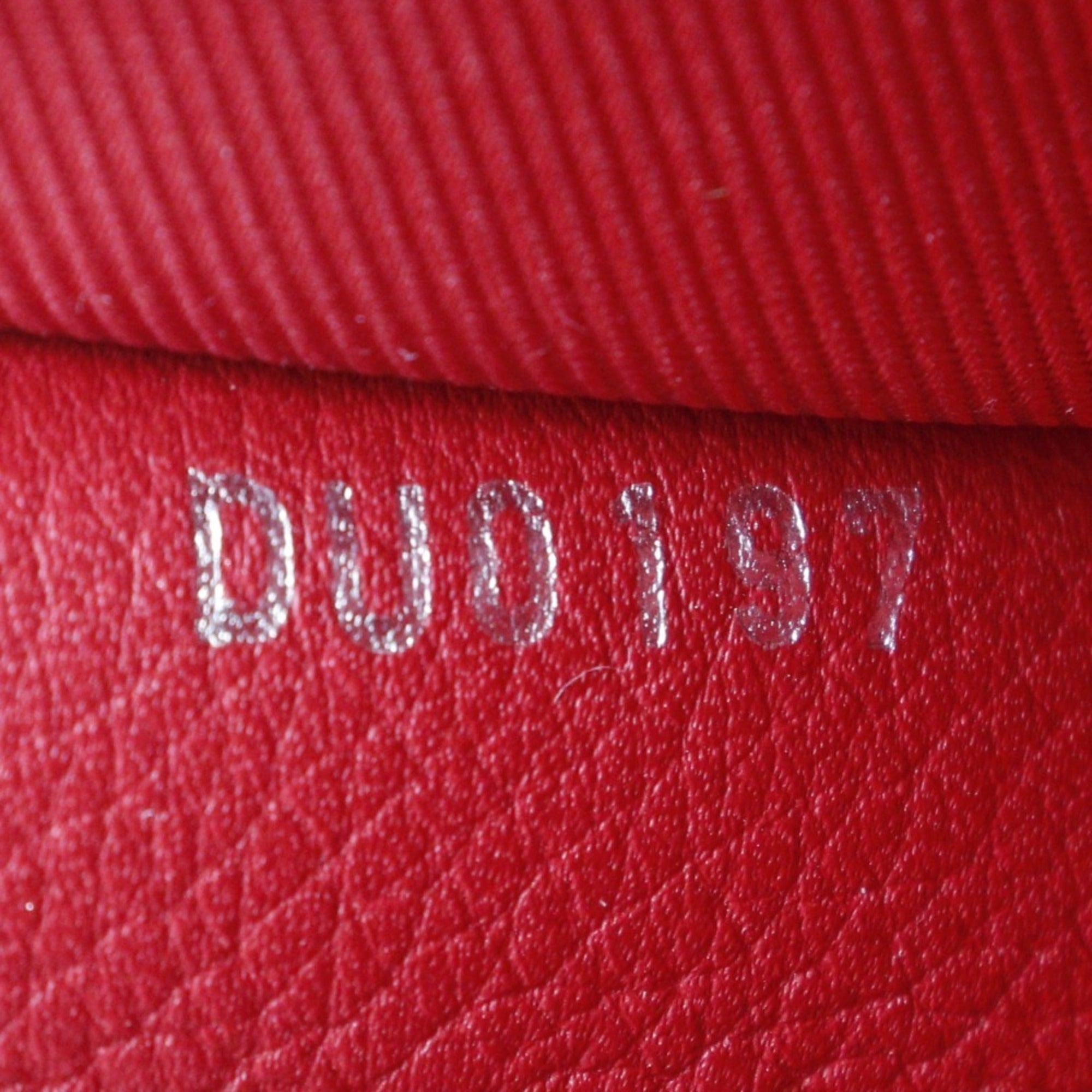 Louis Vuitton Red Color Ruby Leather Shoulder Bag (Pre-Owned)