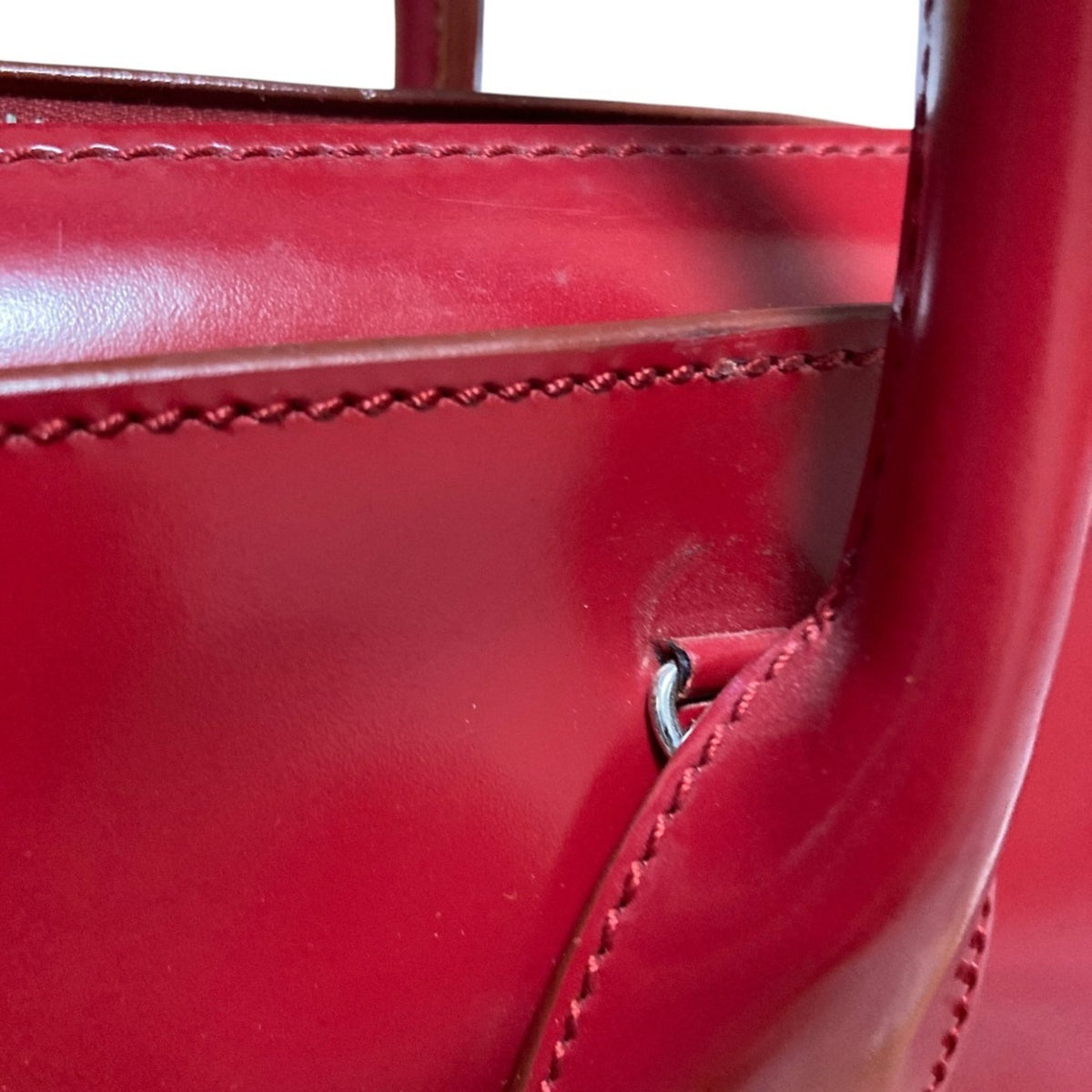 Tod's Red Color Leather Handbag Shoulder Bag (Pre-Owned)